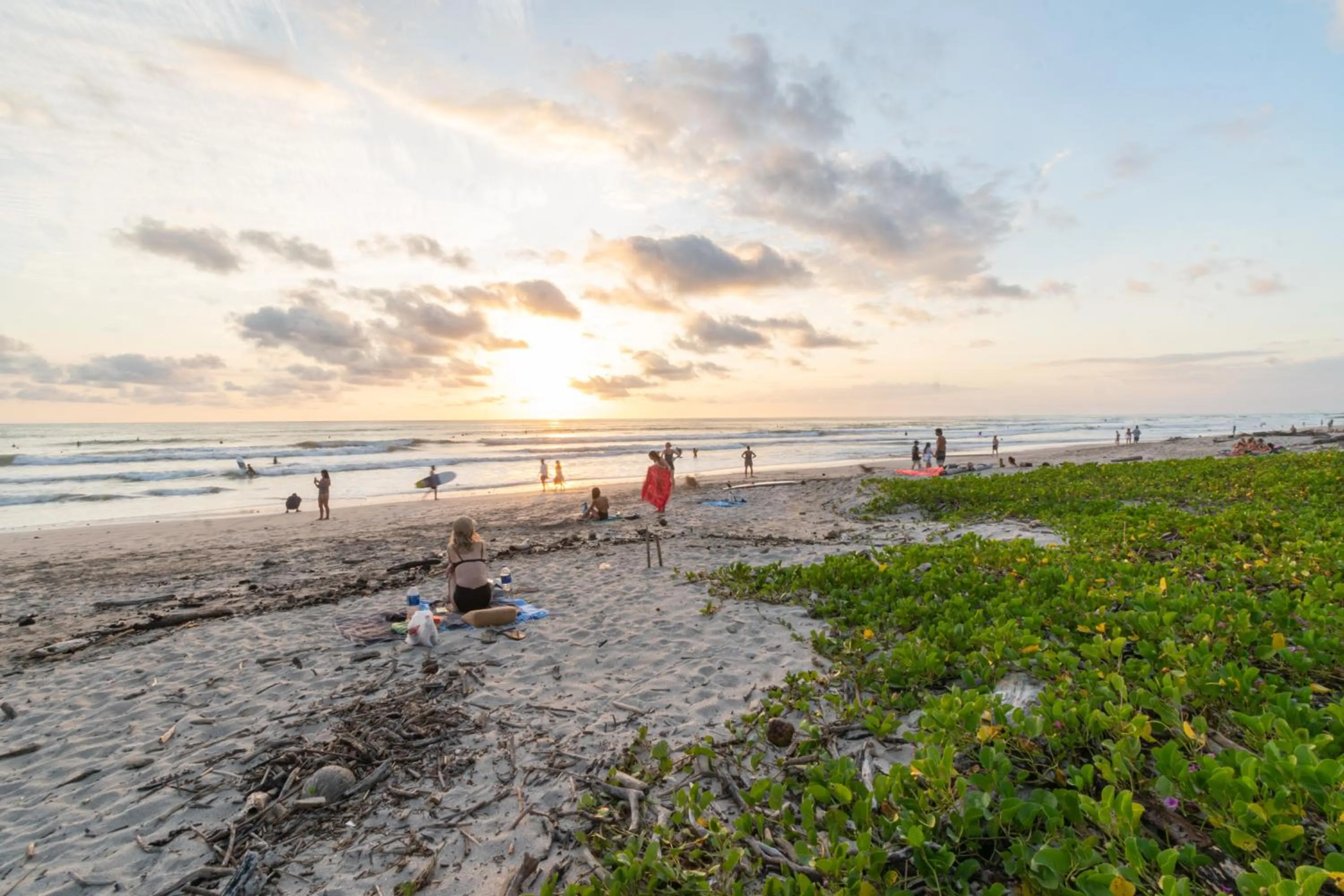 People in Ventura Santa Teresa