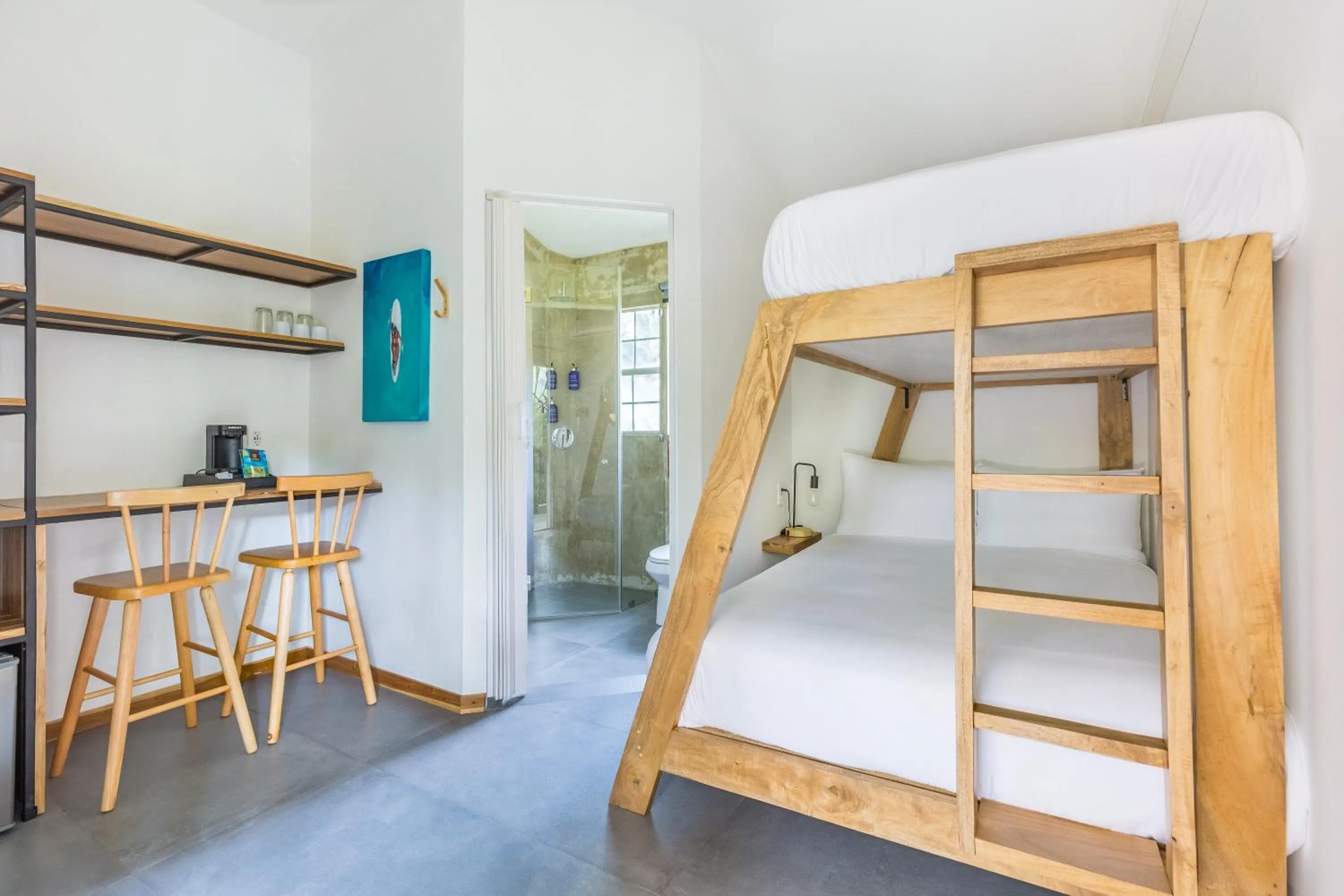 Bed in Ventura Santa Teresa