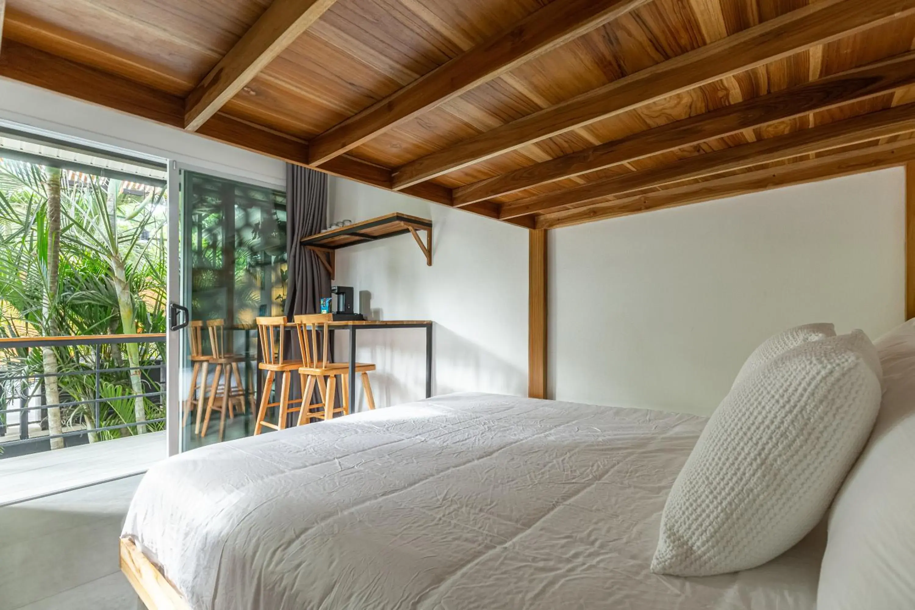 Bed in Ventura Santa Teresa Bed in Ventura Santa Teresa