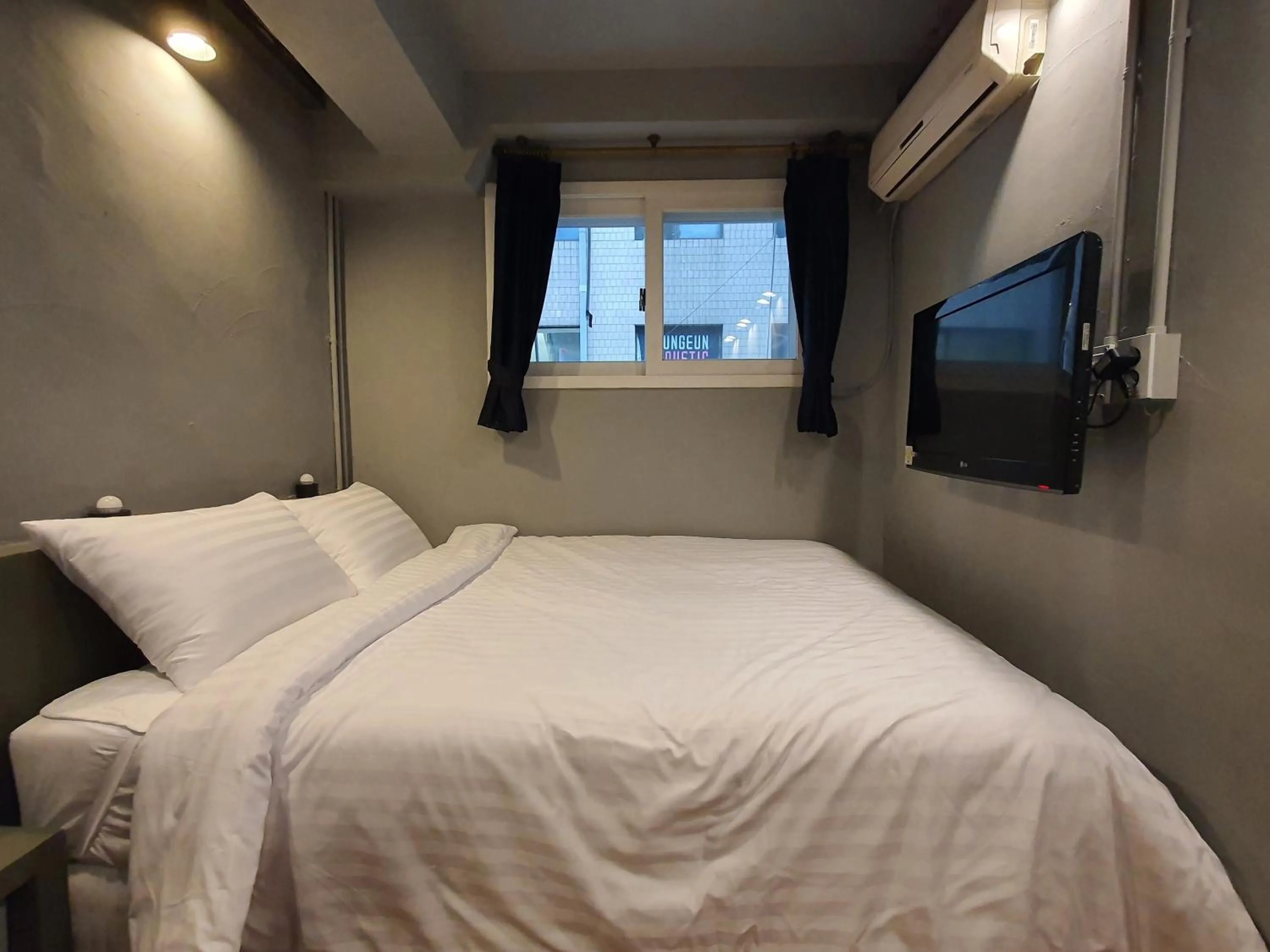 Bed in Daljee Guesthouse