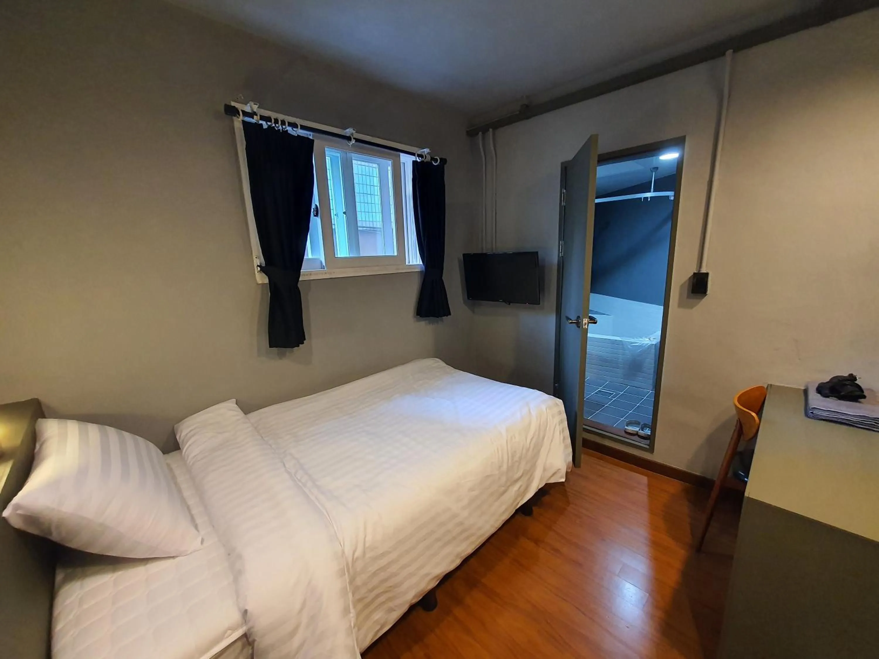 Bed in Daljee Guesthouse