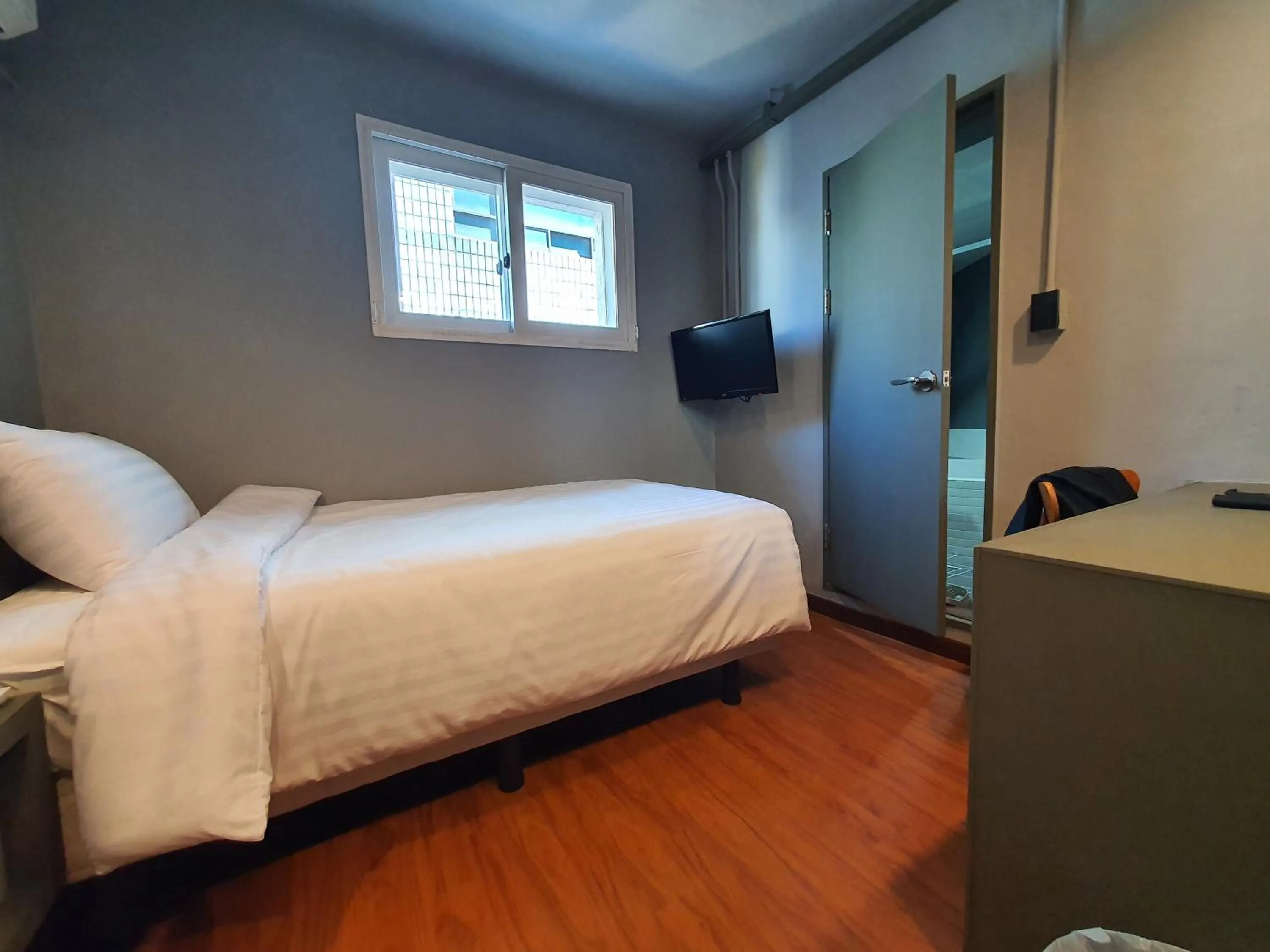 Bedroom, Bed in Daljee Guesthouse