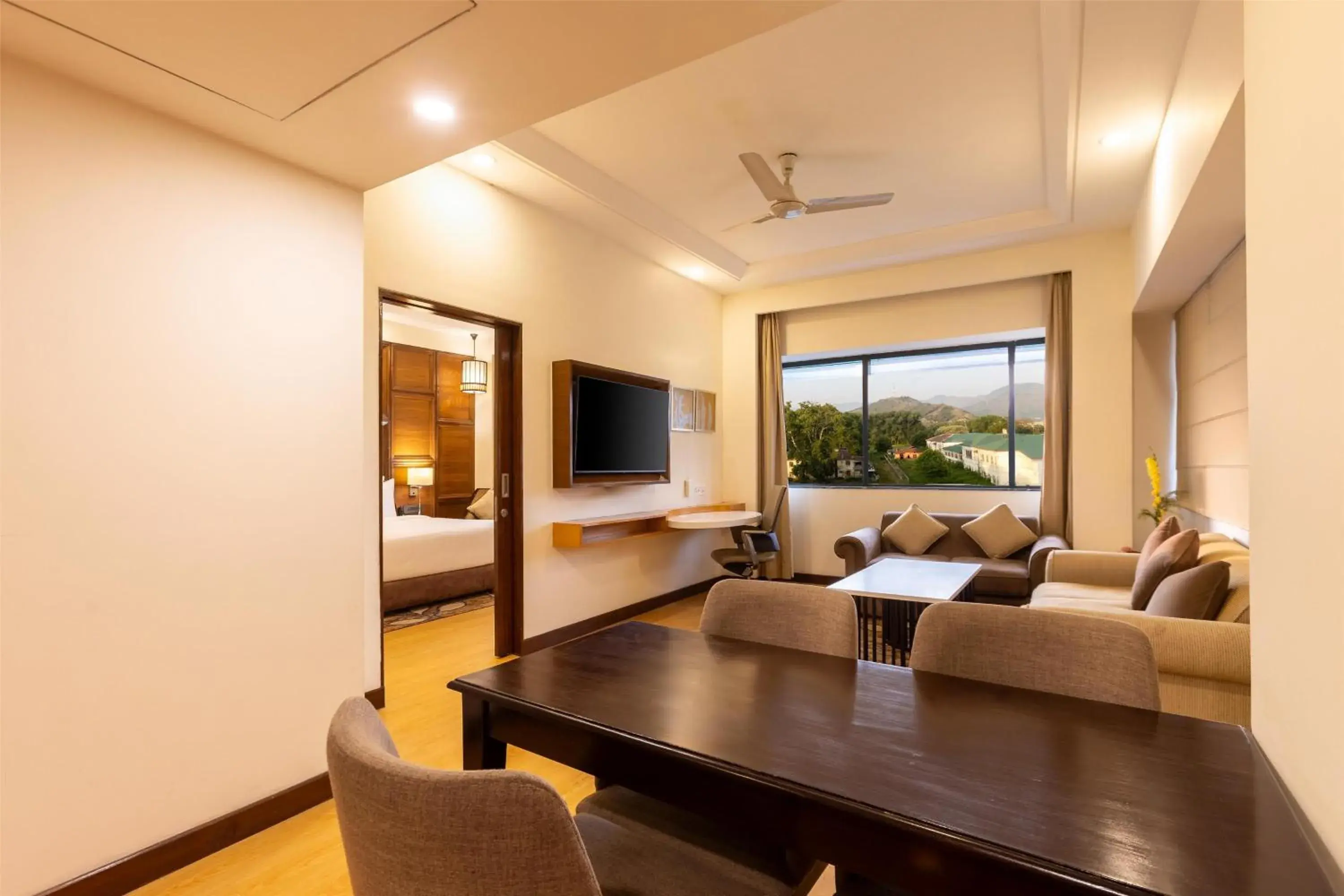 Bedroom in Radisson Srinagar Bedroom in Radisson Srinagar