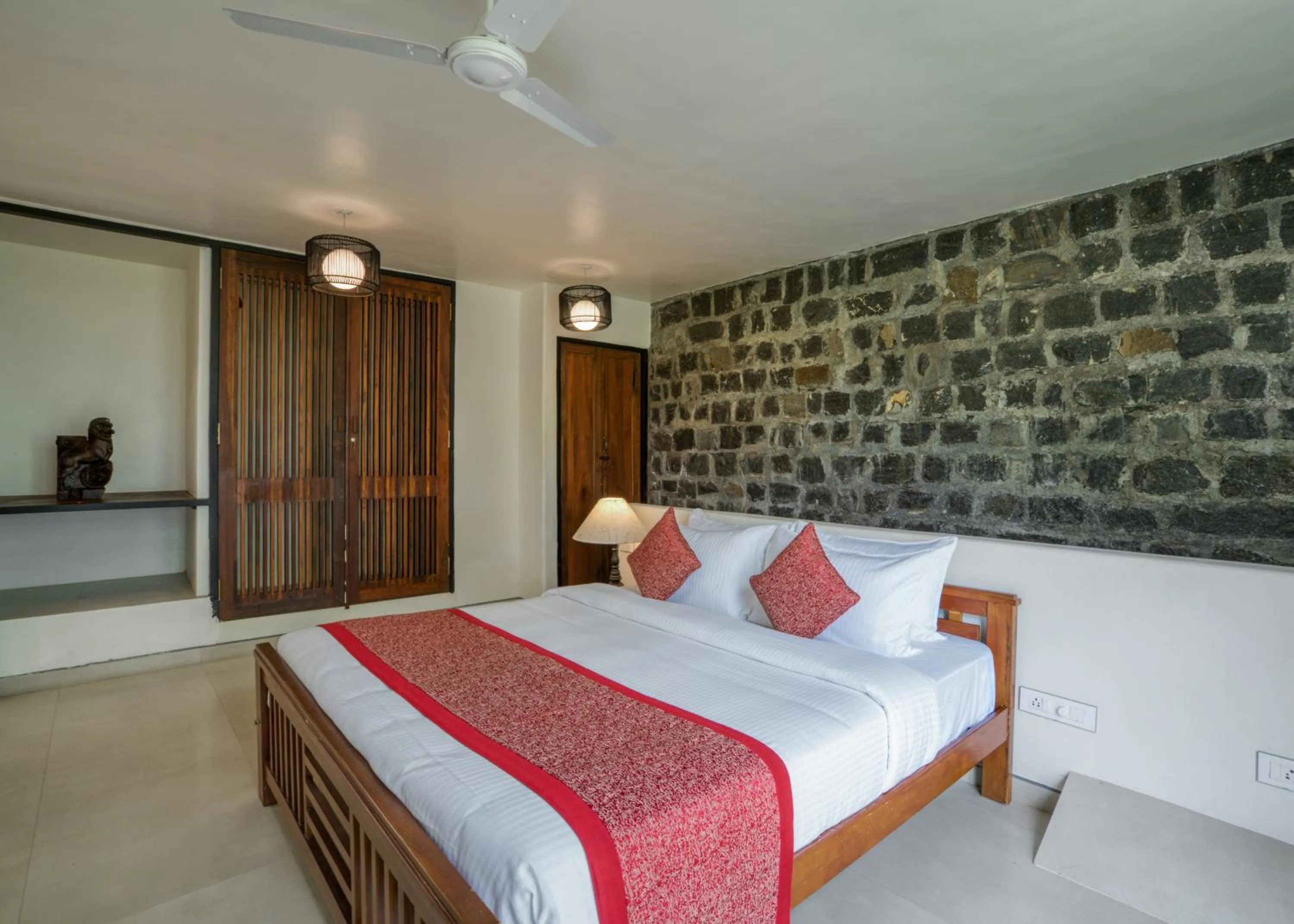 Bed in Mango Hill Yercaud