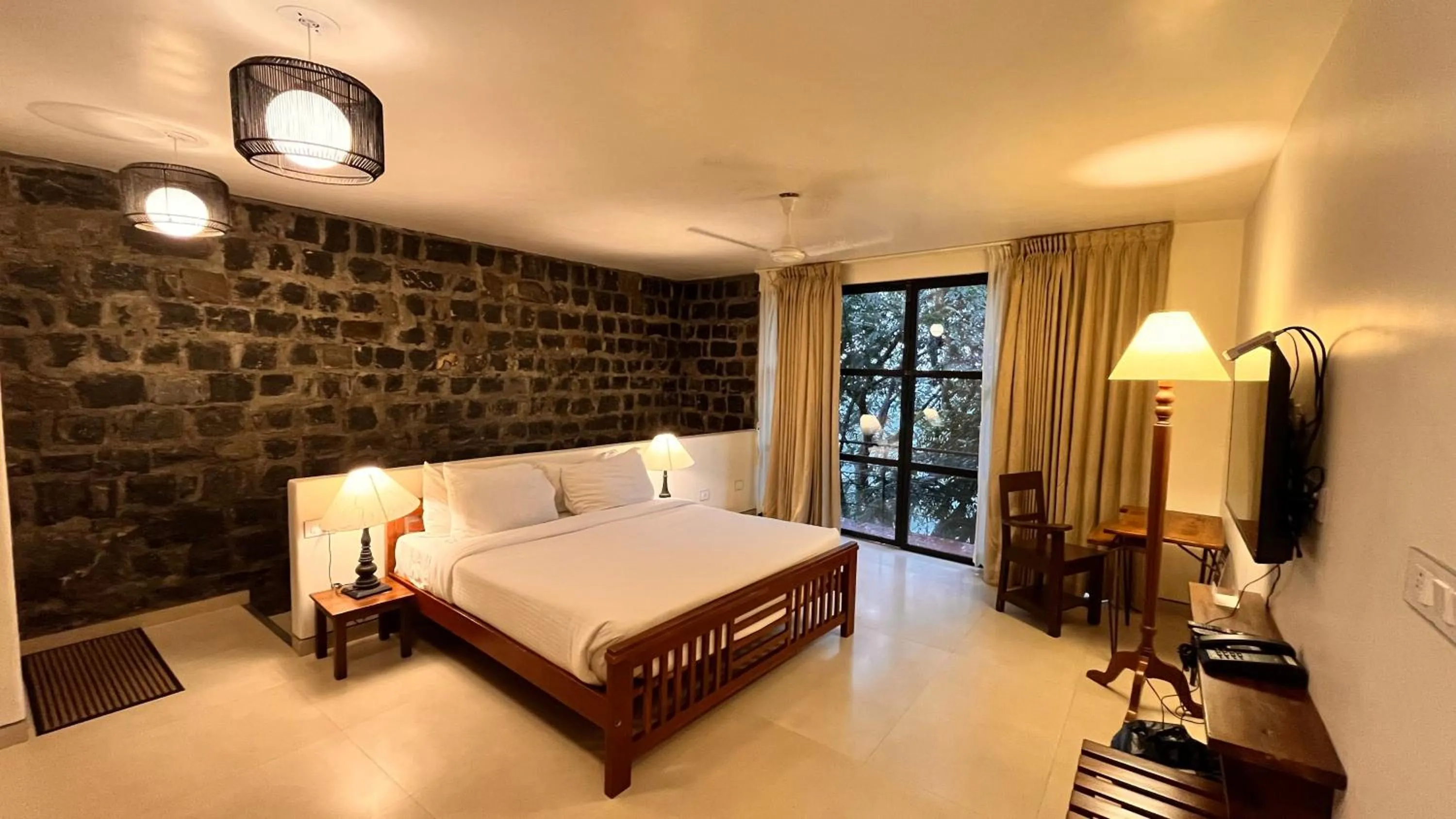 Bed in Mango Hill Yercaud