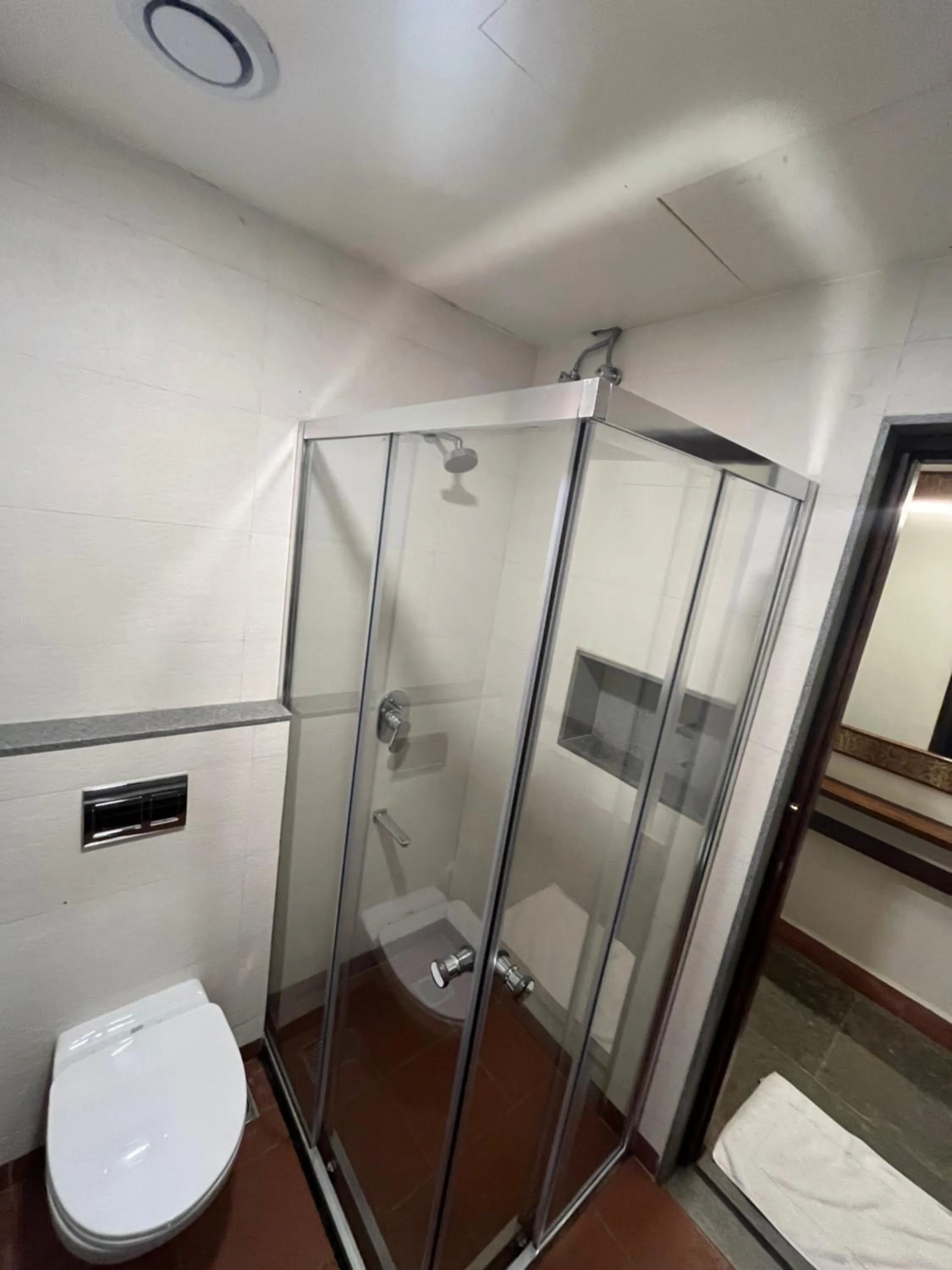 Bathroom in Mango Hill Yercaud