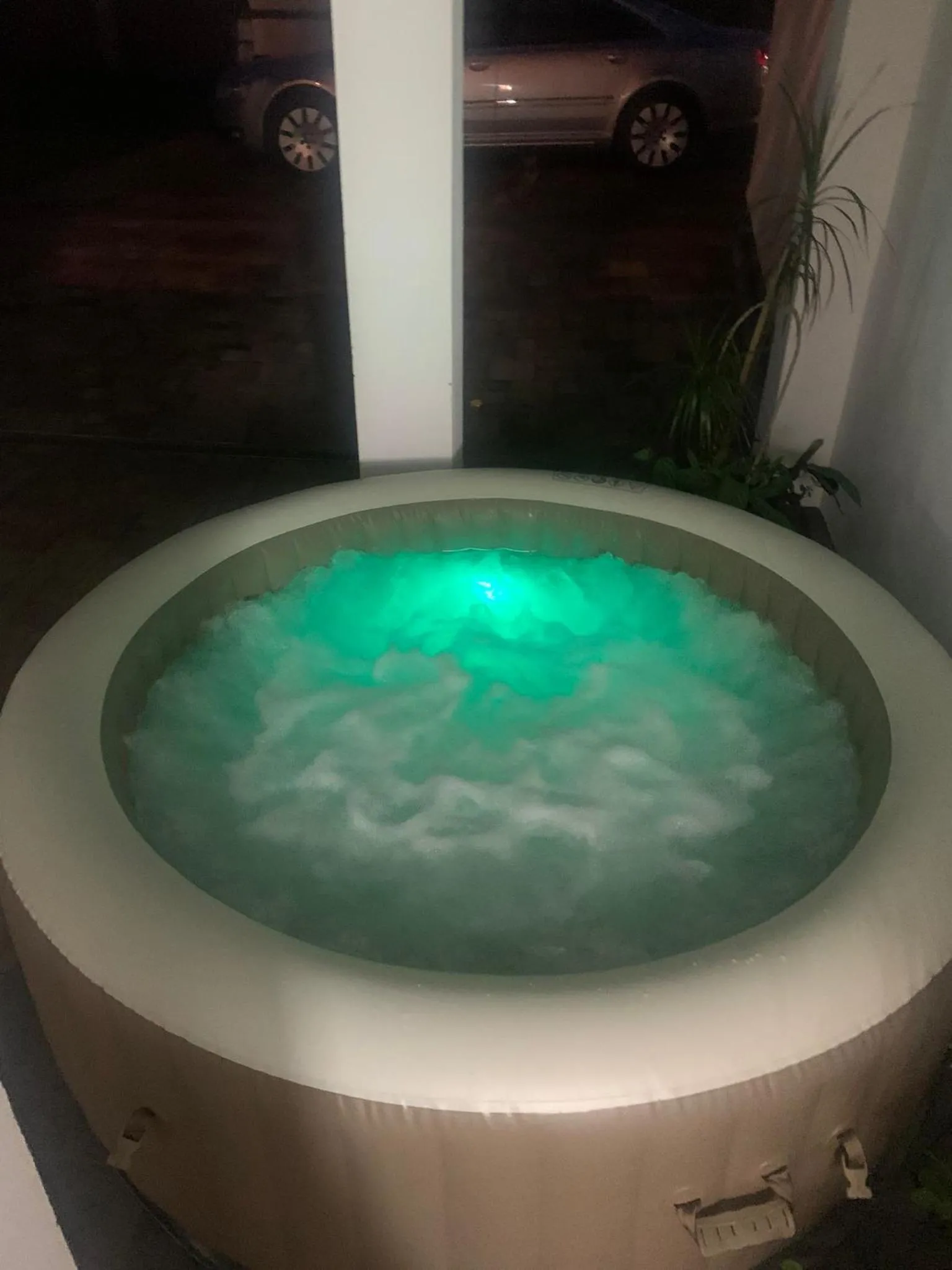 Hot Tub in Casa Deac