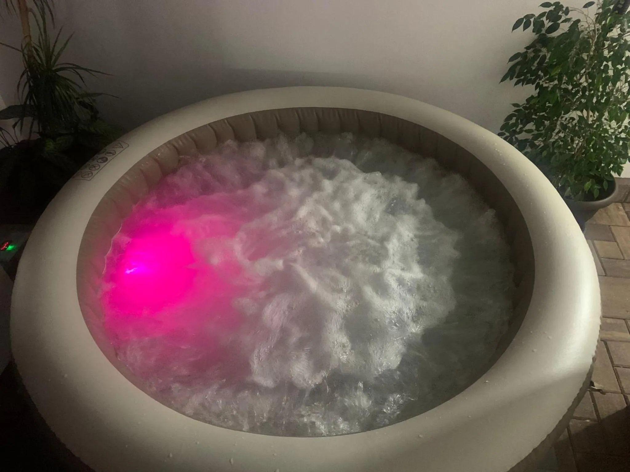 Hot Tub in Casa Deac