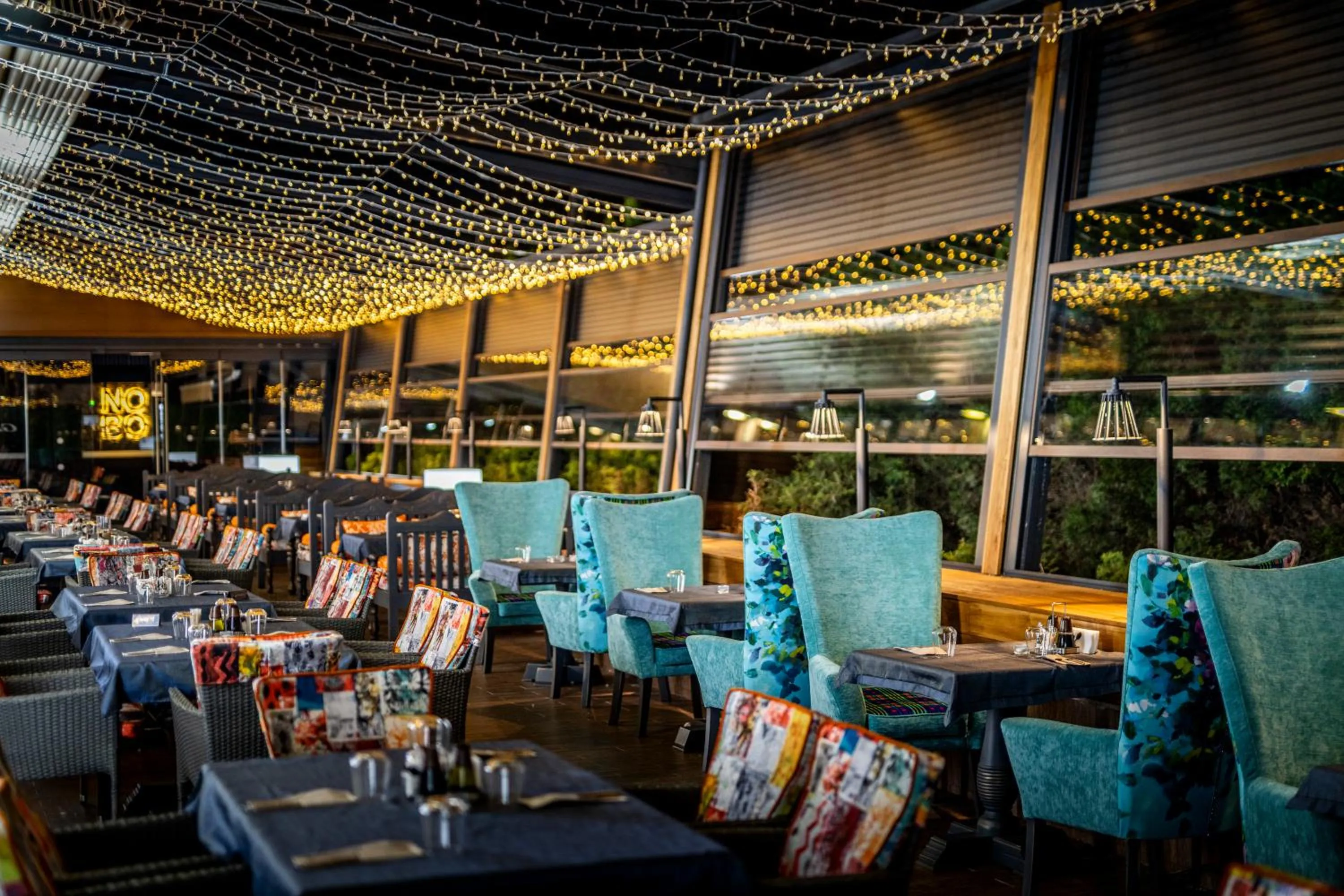 Restaurant/places to eat in Galeon Residence & SPA