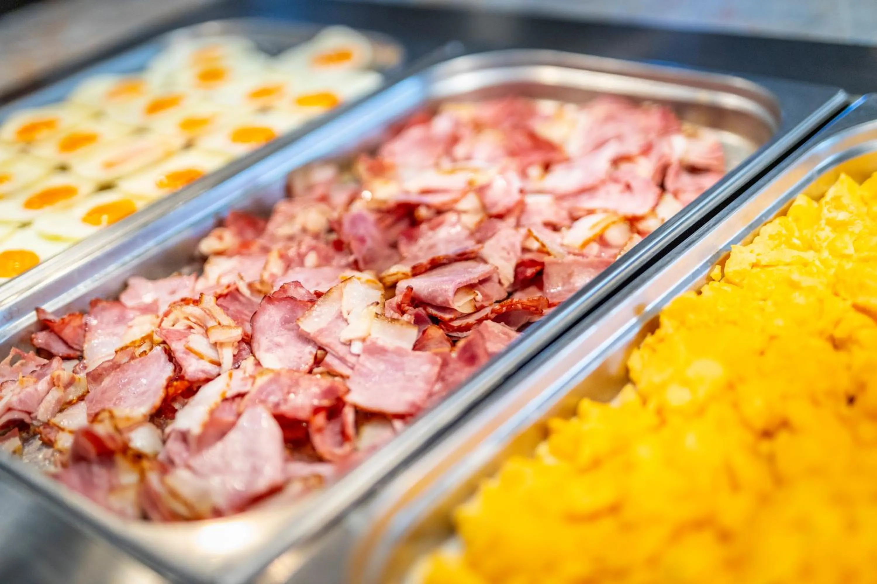 Restaurant/places to eat in Galeon Residence & SPA