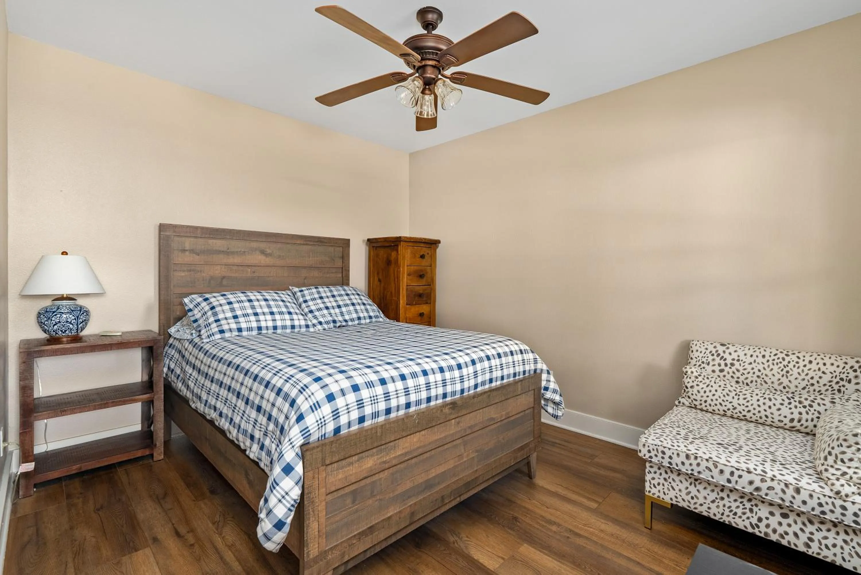 Bed in Paso Wine Country Farmhouse with Pool, Spa, Game Room