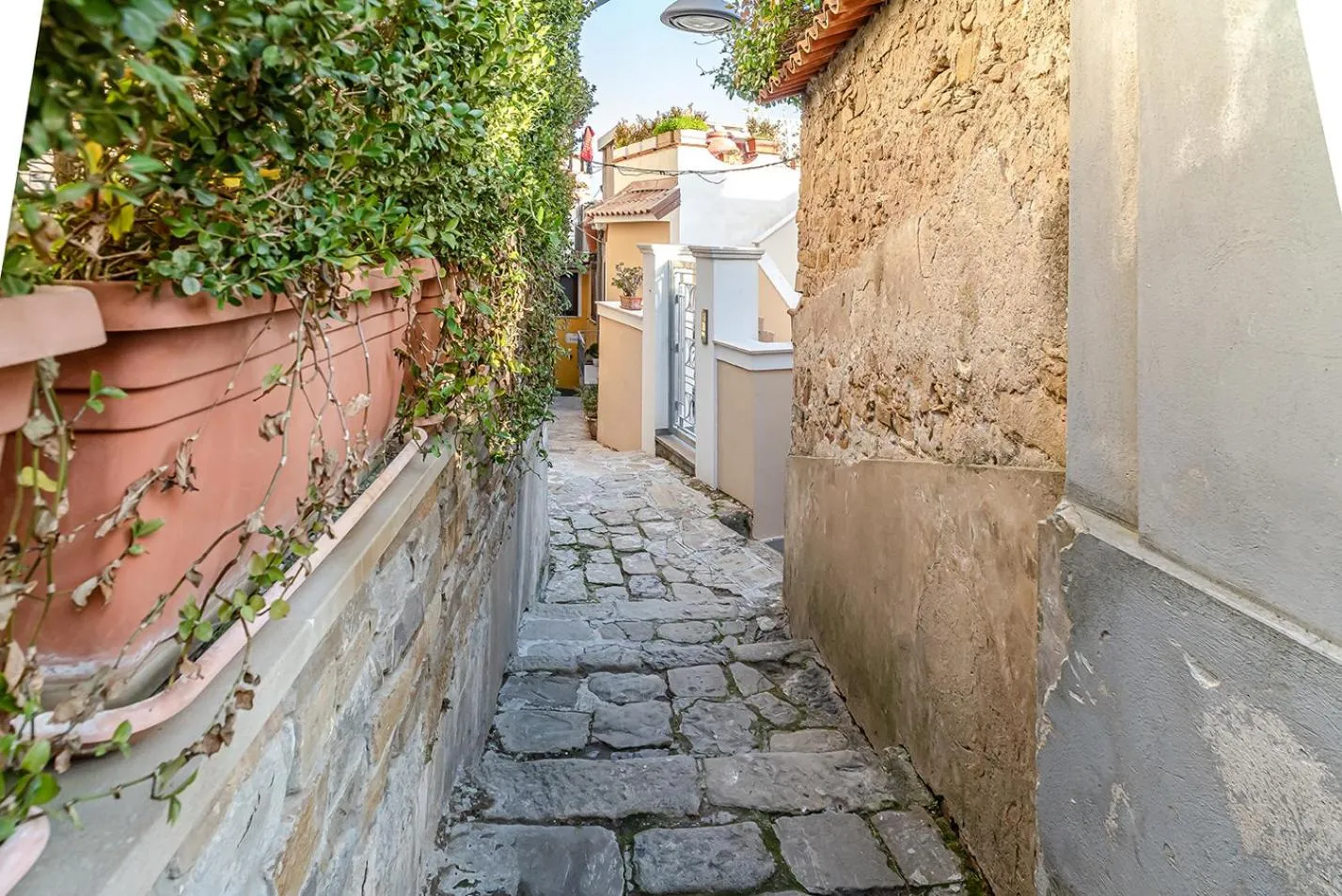 Property building in De Gulia Charme and Relax