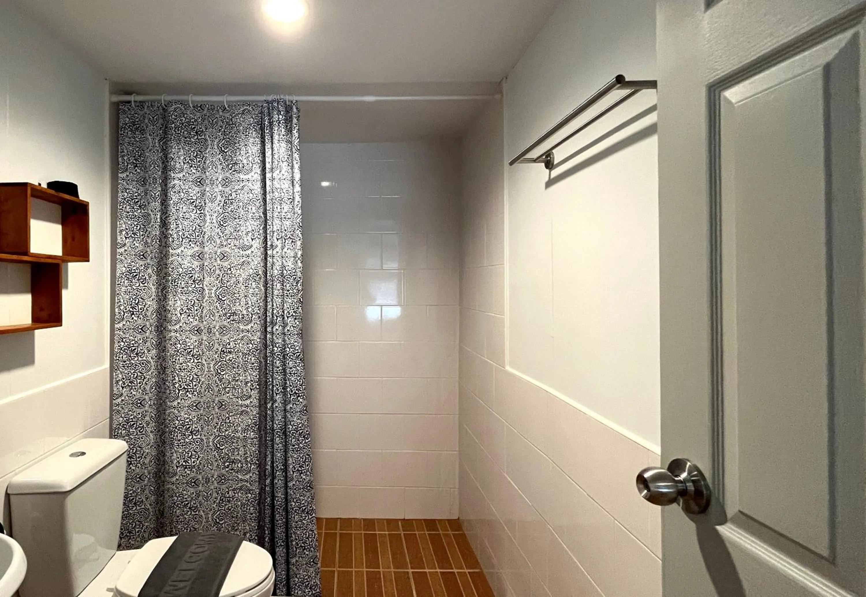 Bathroom in Nautical Home B&B Khaolak