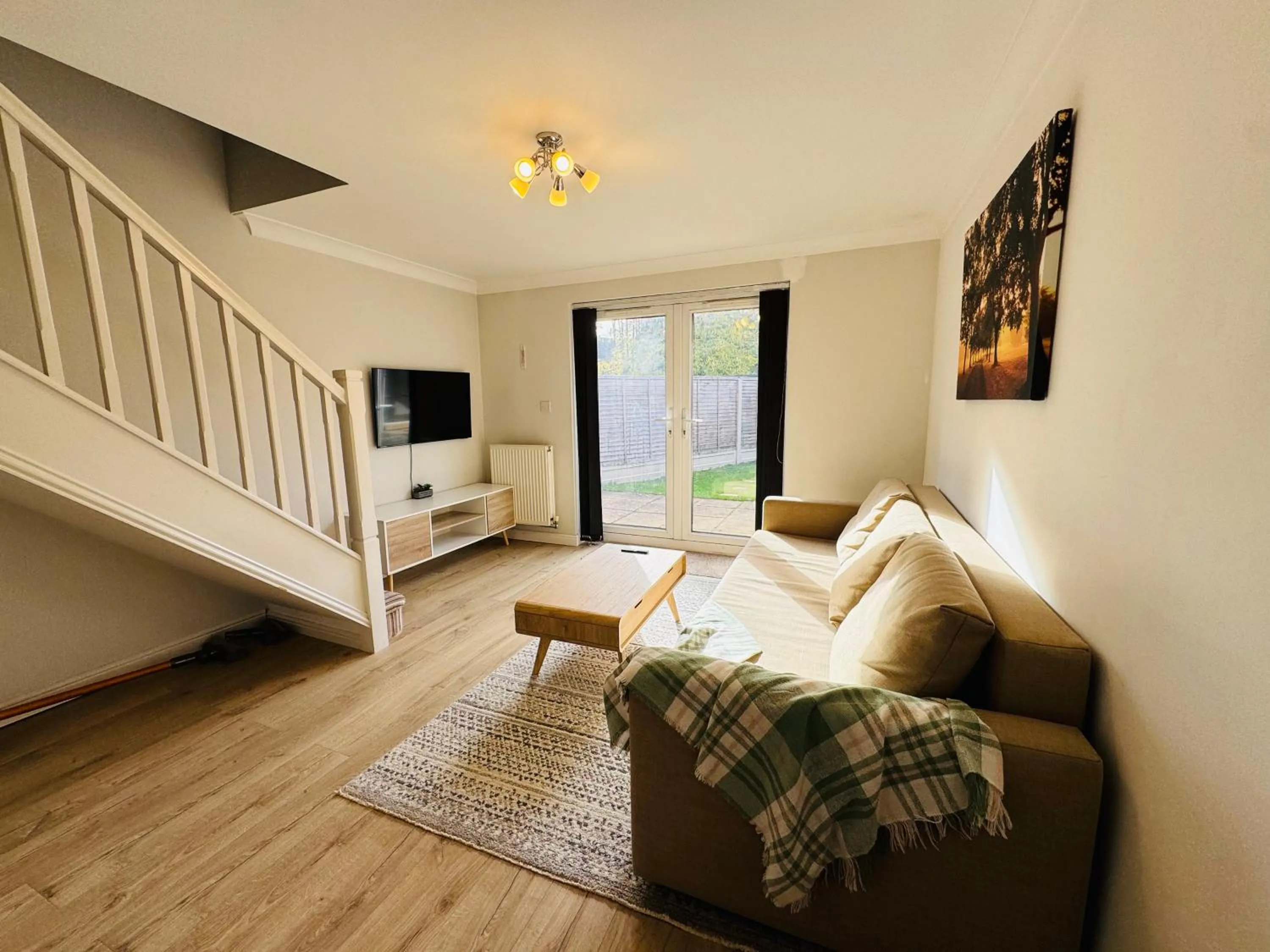 Mezzo House- Entire property