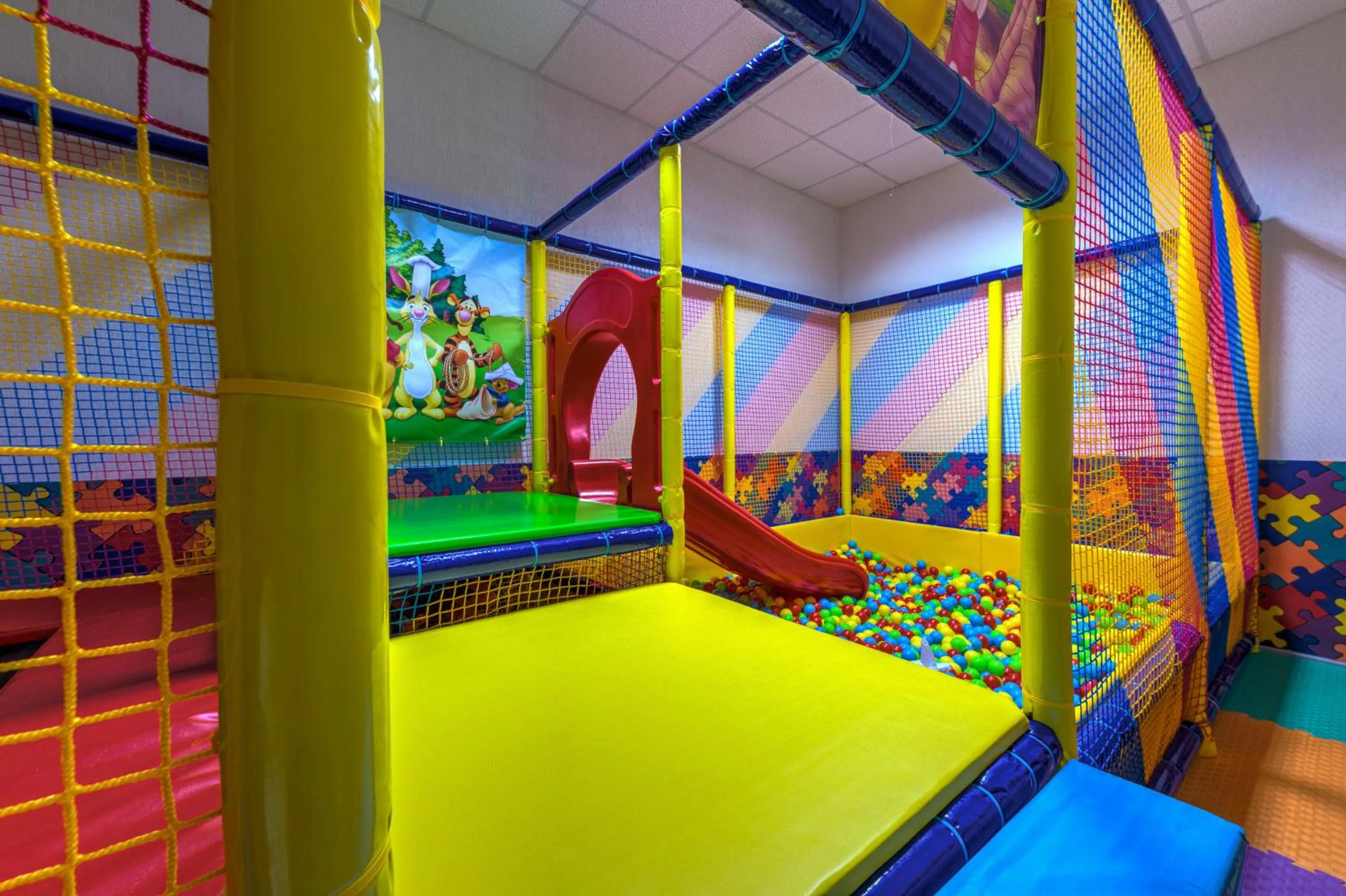 Children play ground in Oak Residence Hotel & Relax