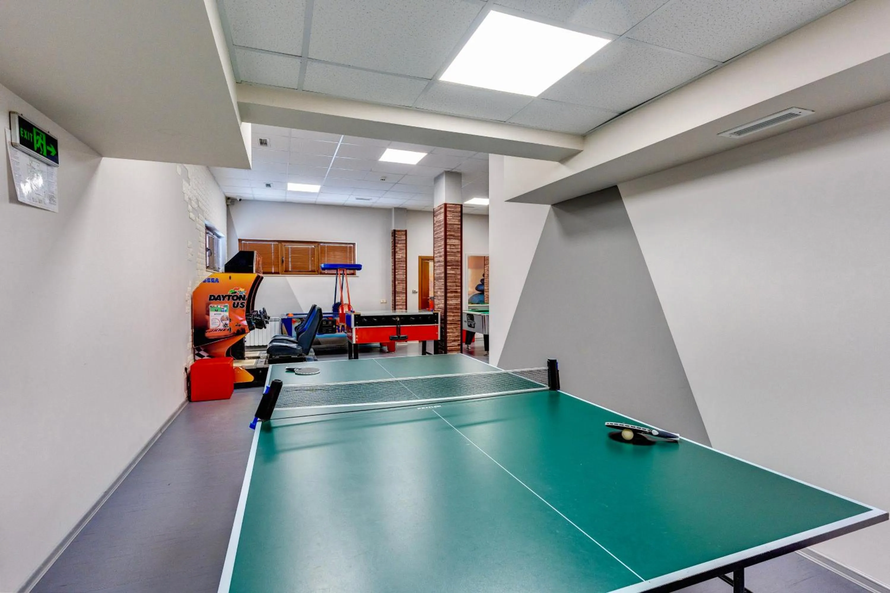 Billiard in Oak Residence Hotel & Relax