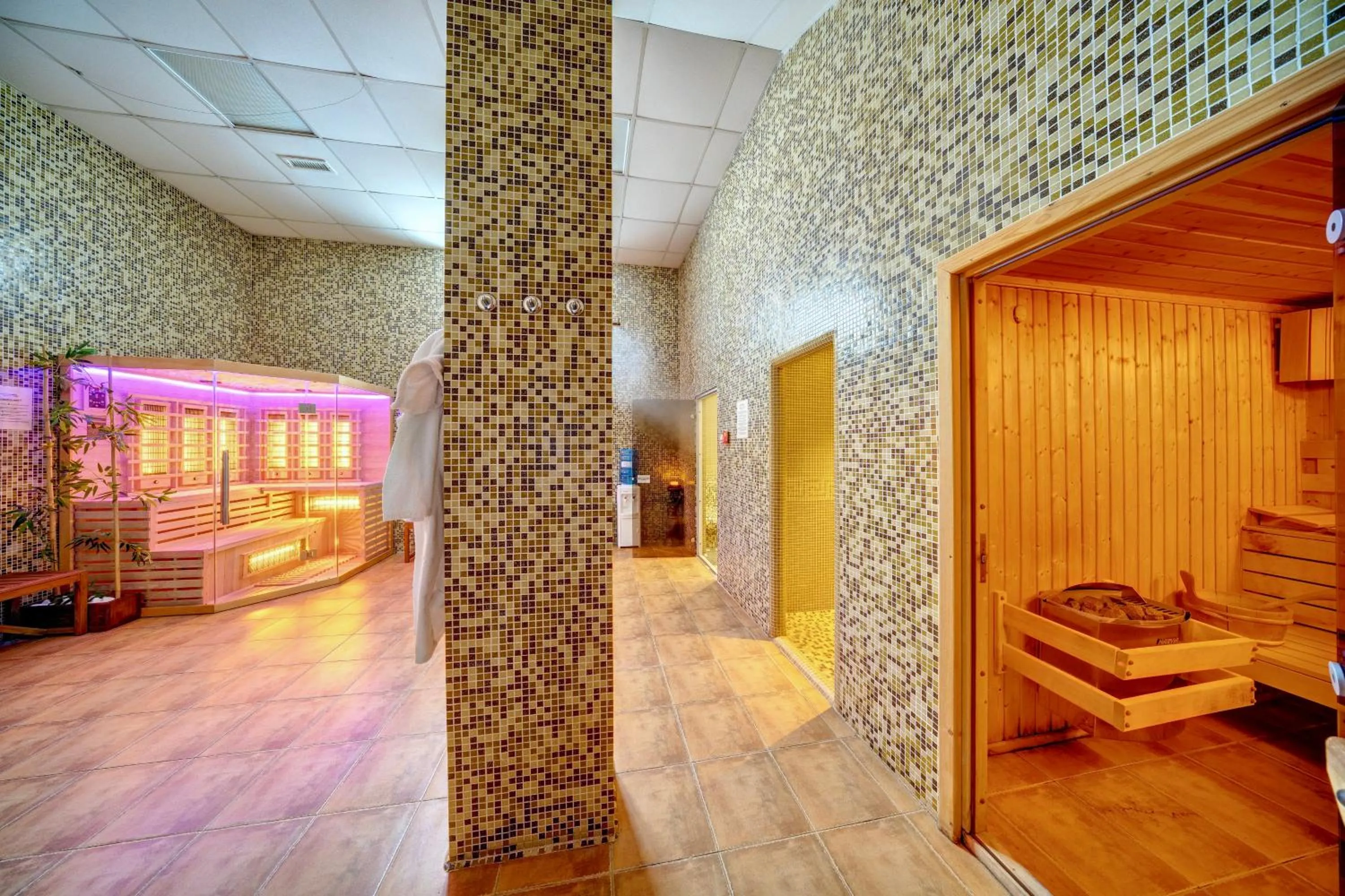 Sauna in Oak Residence Hotel & Relax