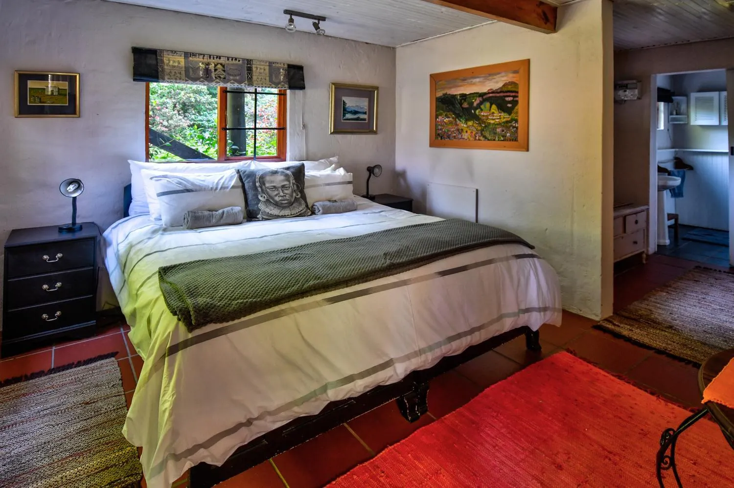Bedroom, Bed in Maple Grove