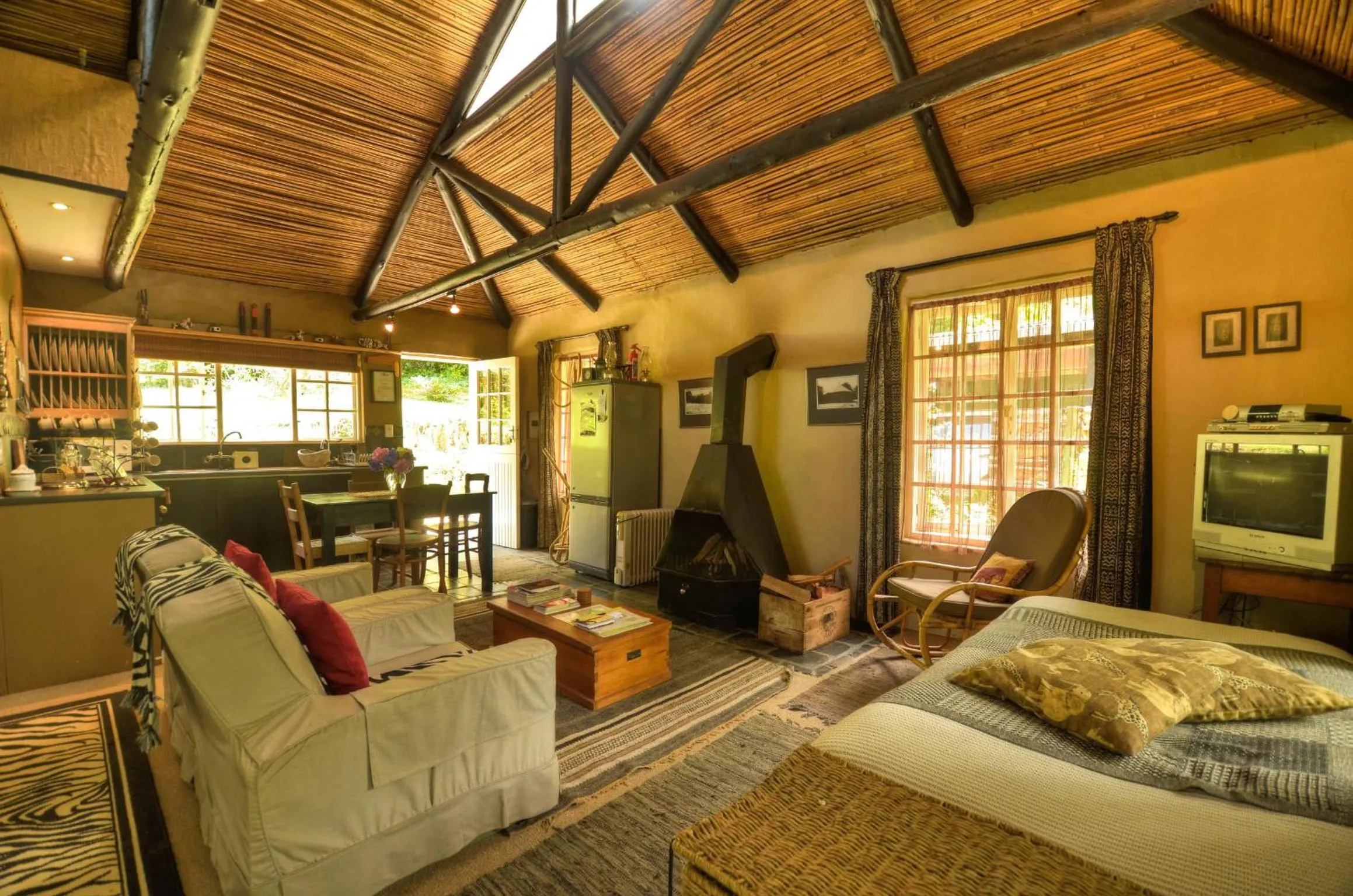 Living room in Maple Grove