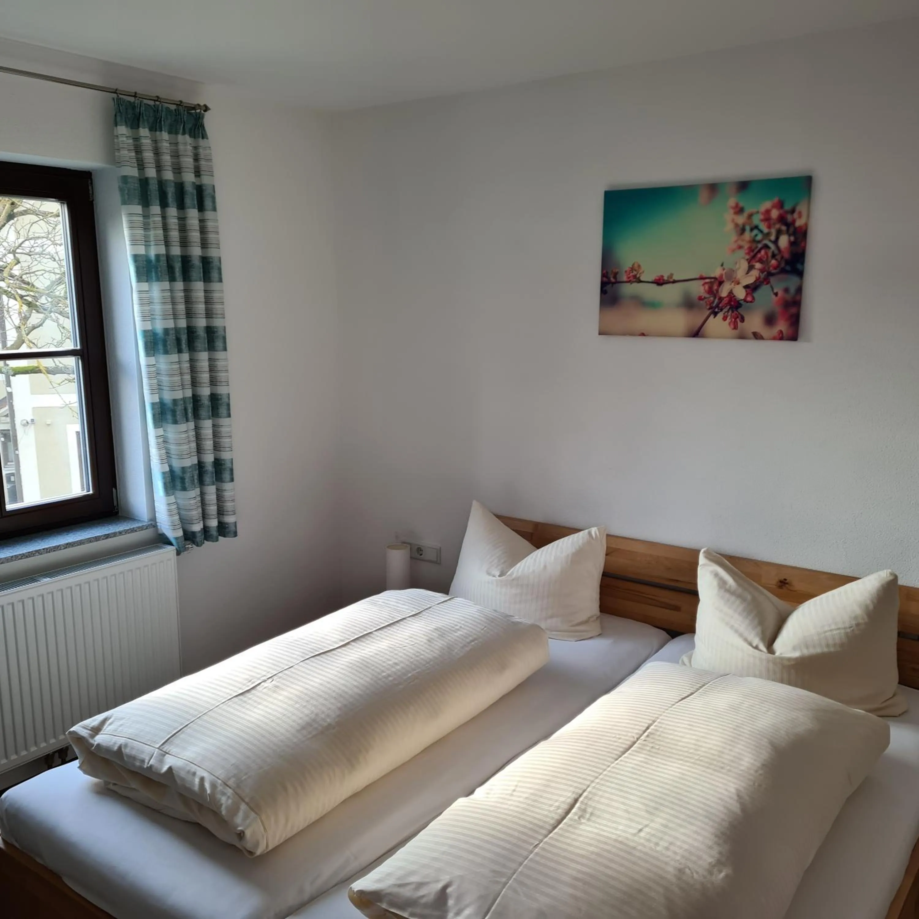 Bedroom, Bed in Gasthaus Schöllmann