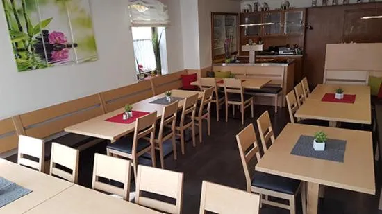 Restaurant/places to eat in Gasthaus Schöllmann