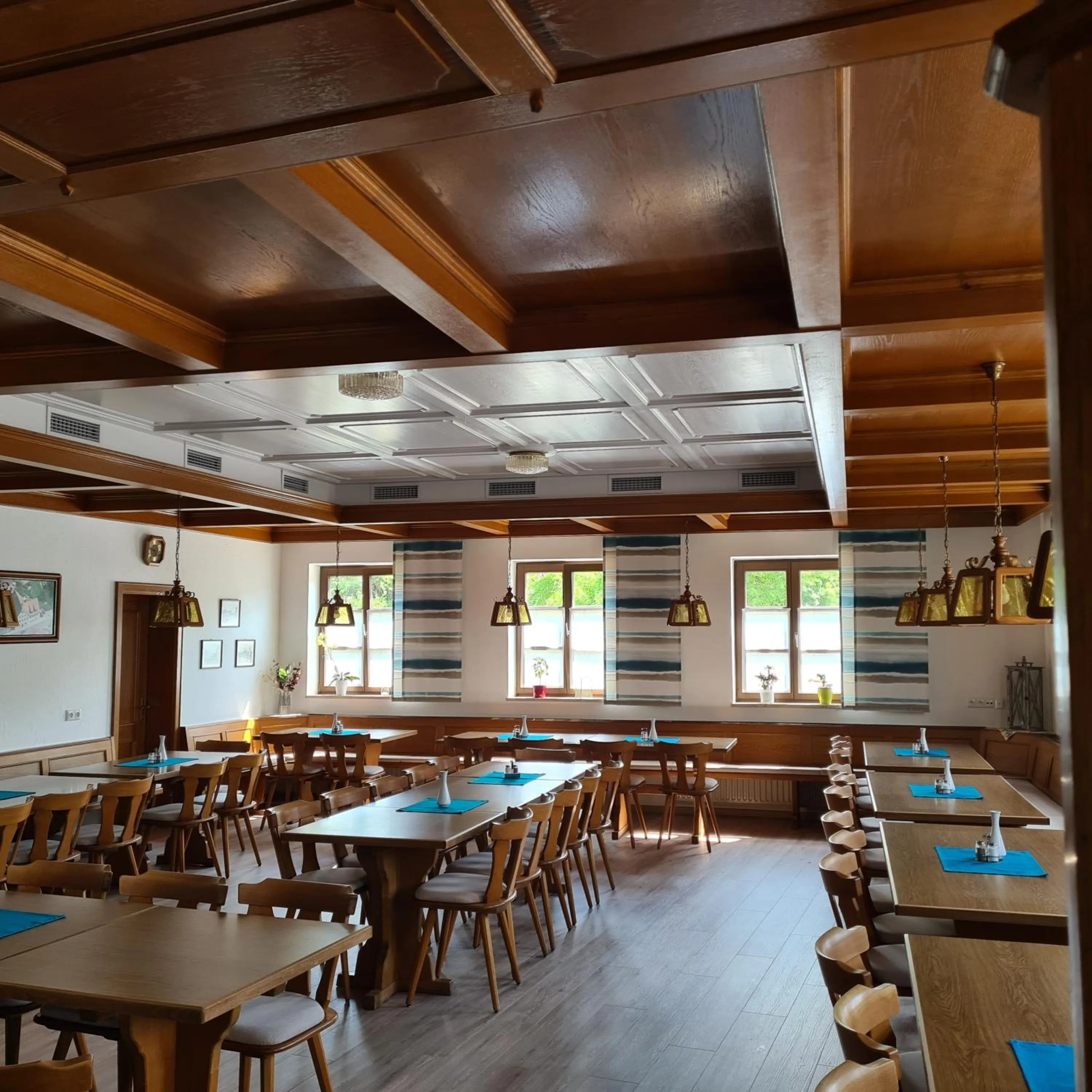 Restaurant/places to eat in Gasthaus Schöllmann