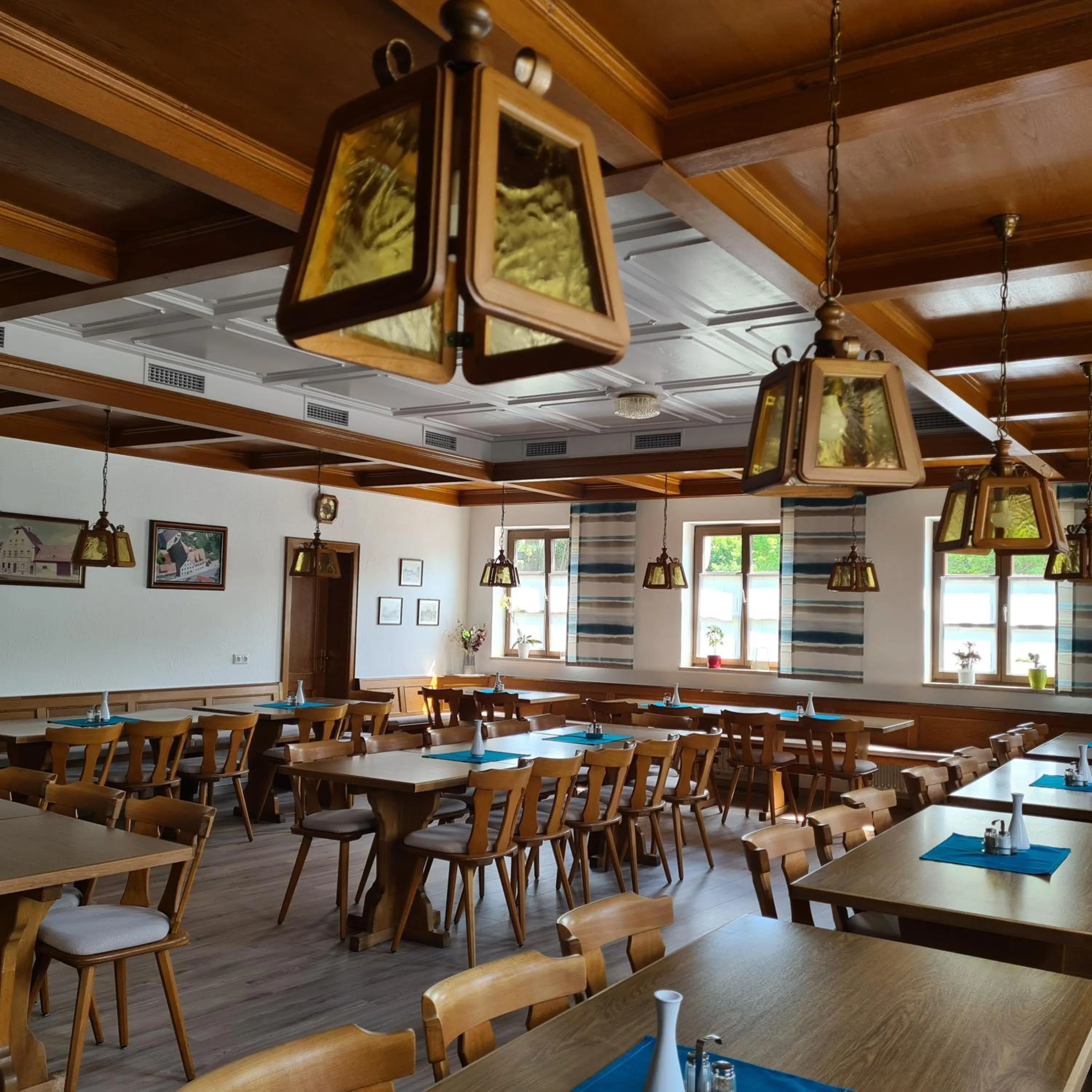 Restaurant/places to eat in Gasthaus Schöllmann