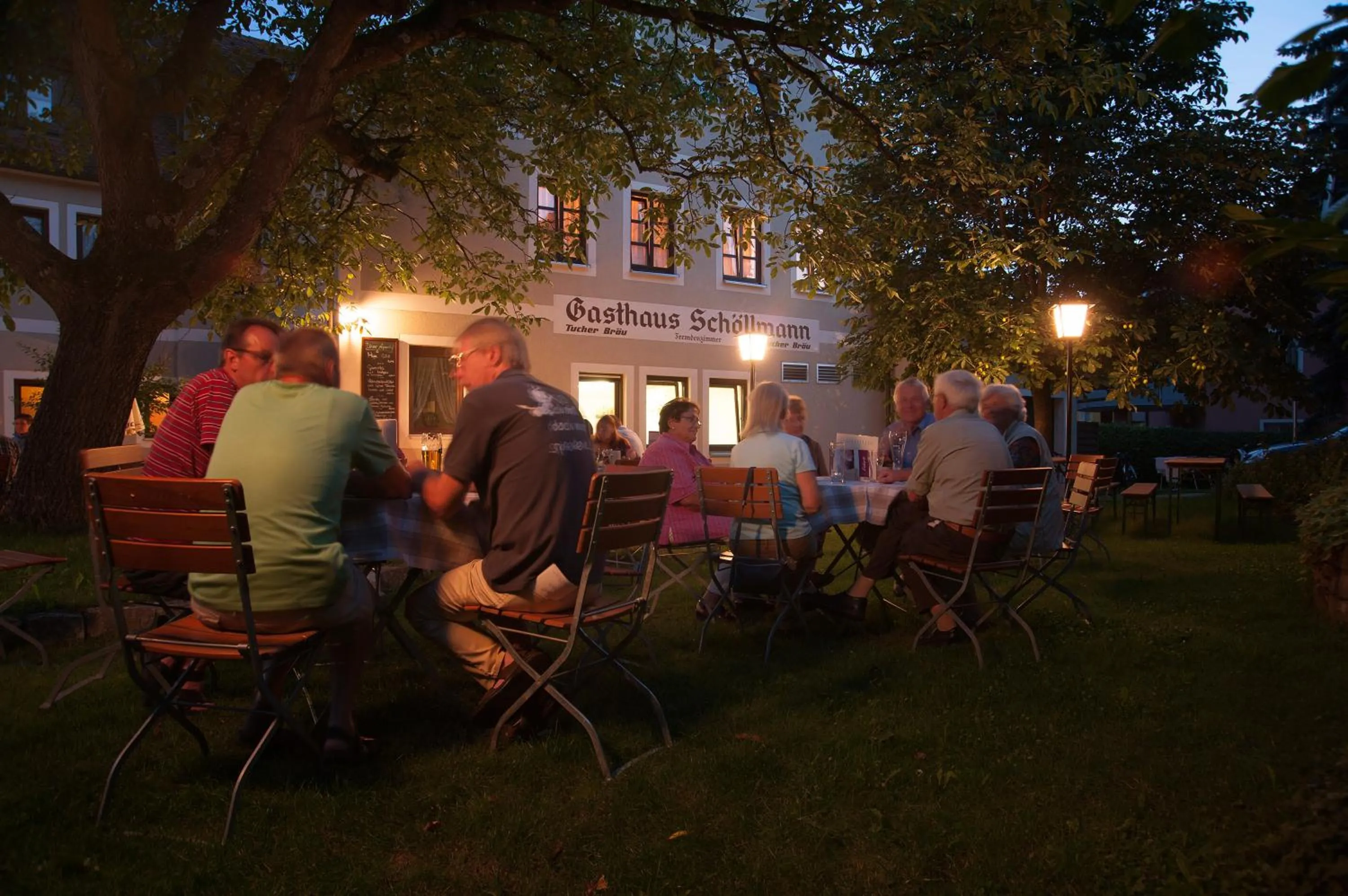 Restaurant/places to eat in Gasthaus Schöllmann
