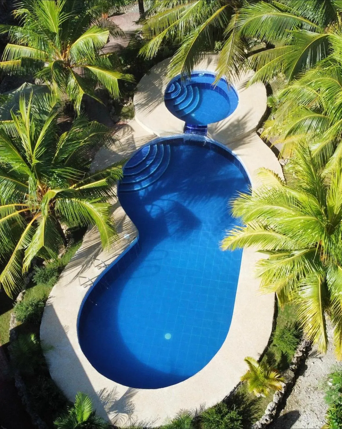 Pool view in Tyner's Place