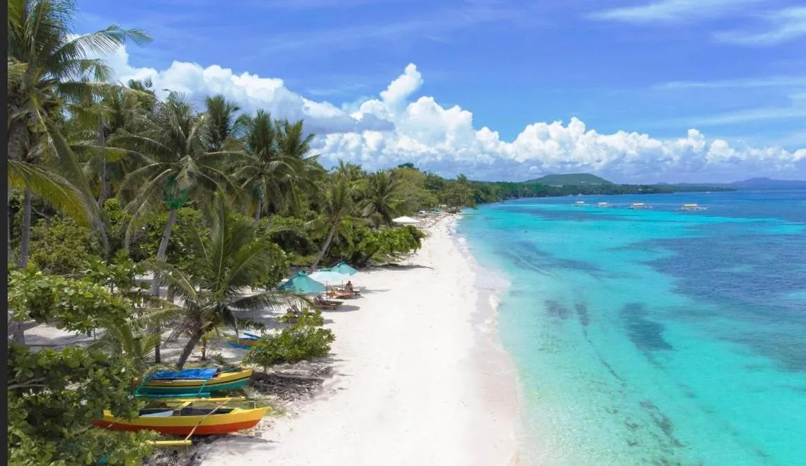 Nearby landmark in Tyner's Place