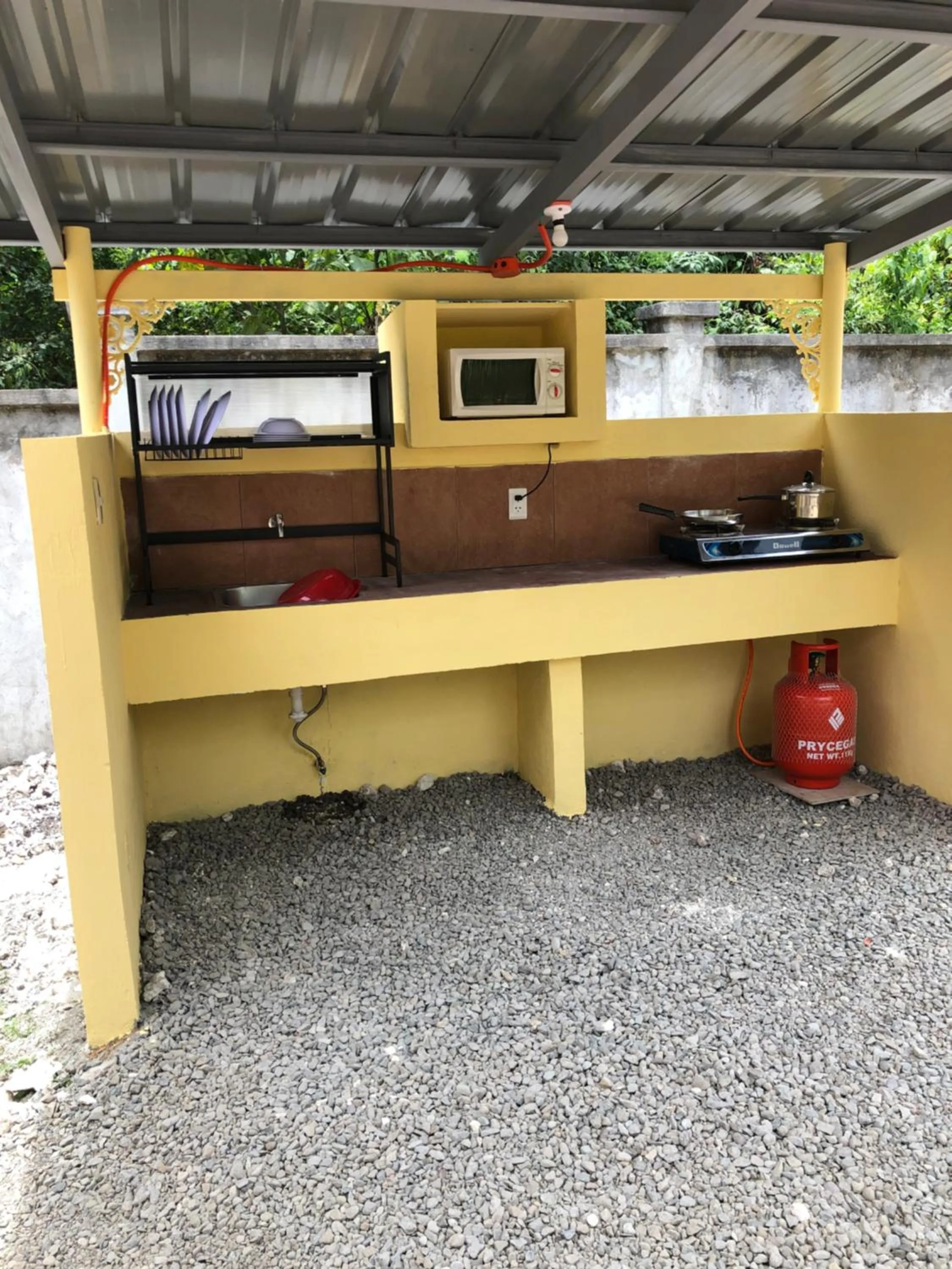 Communal kitchen in Tyner's Place