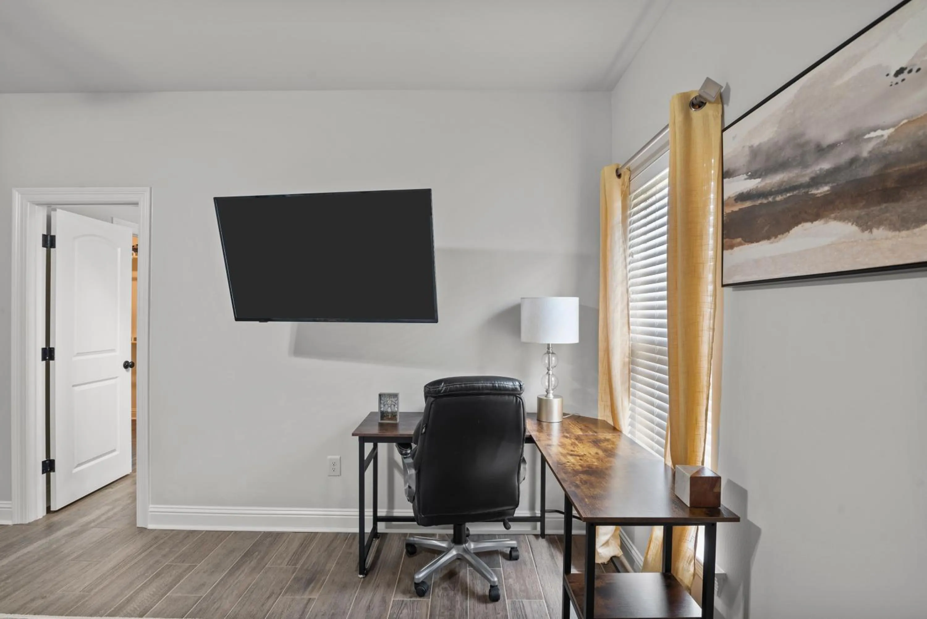 TV and multimedia in Zen House, a peaceful sanctuary in Shreveport, LA! Tv in each room