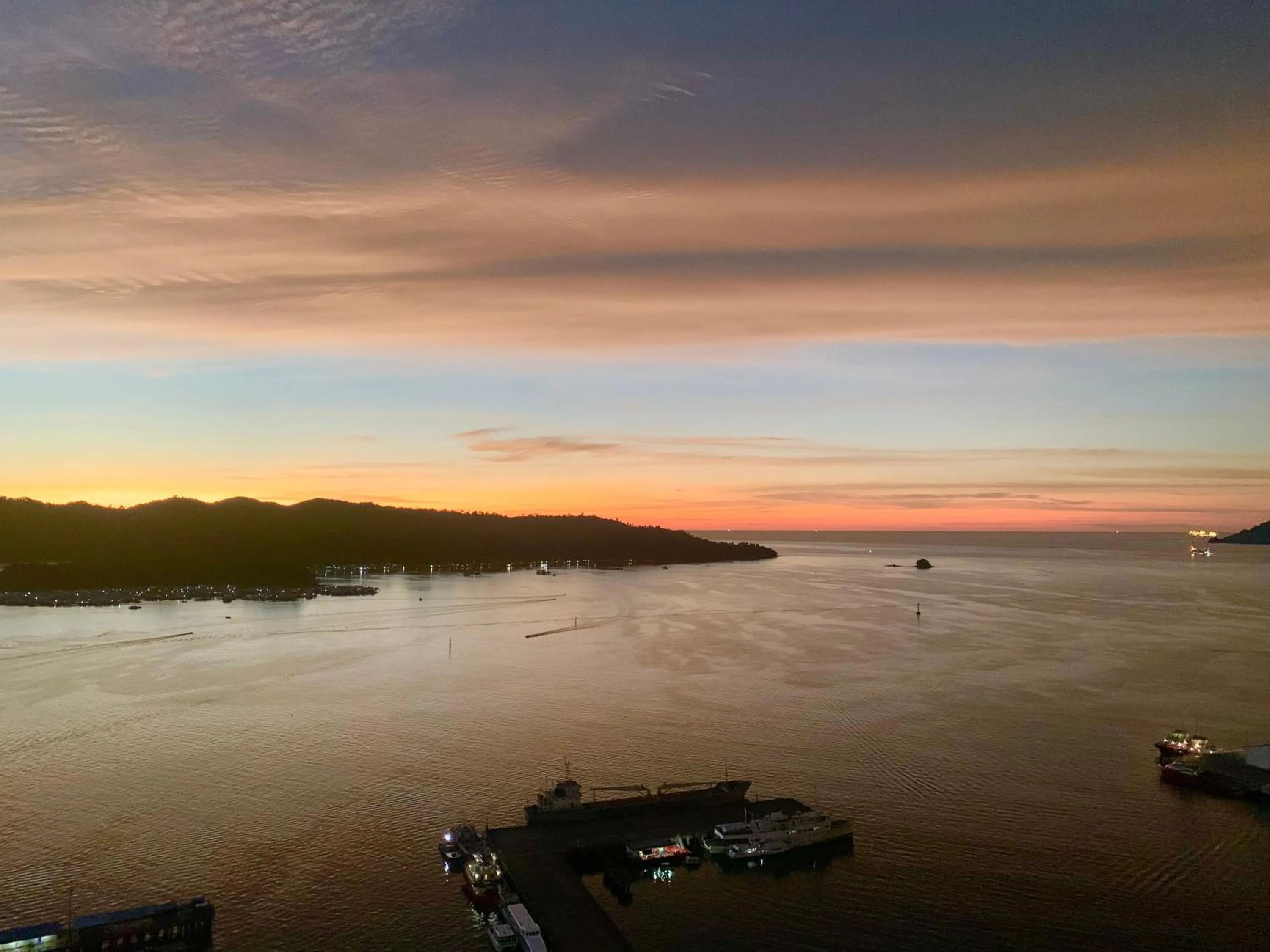 Natural landscape in Sunset Seaview Vacation Condos @ Jesselton Quay