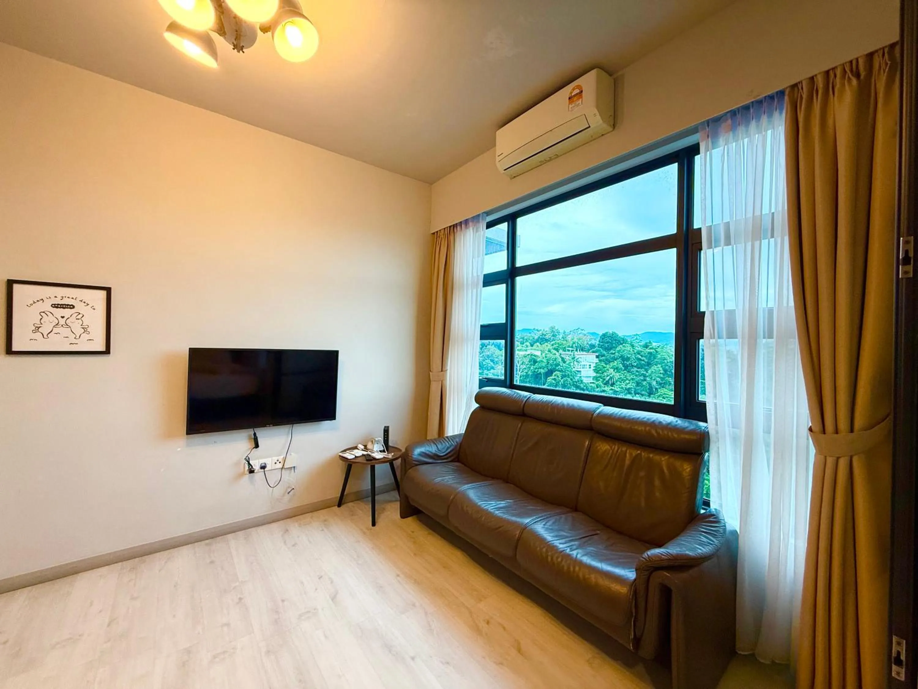 TV and multimedia in Sunset Seaview Vacation Condos @ Jesselton Quay