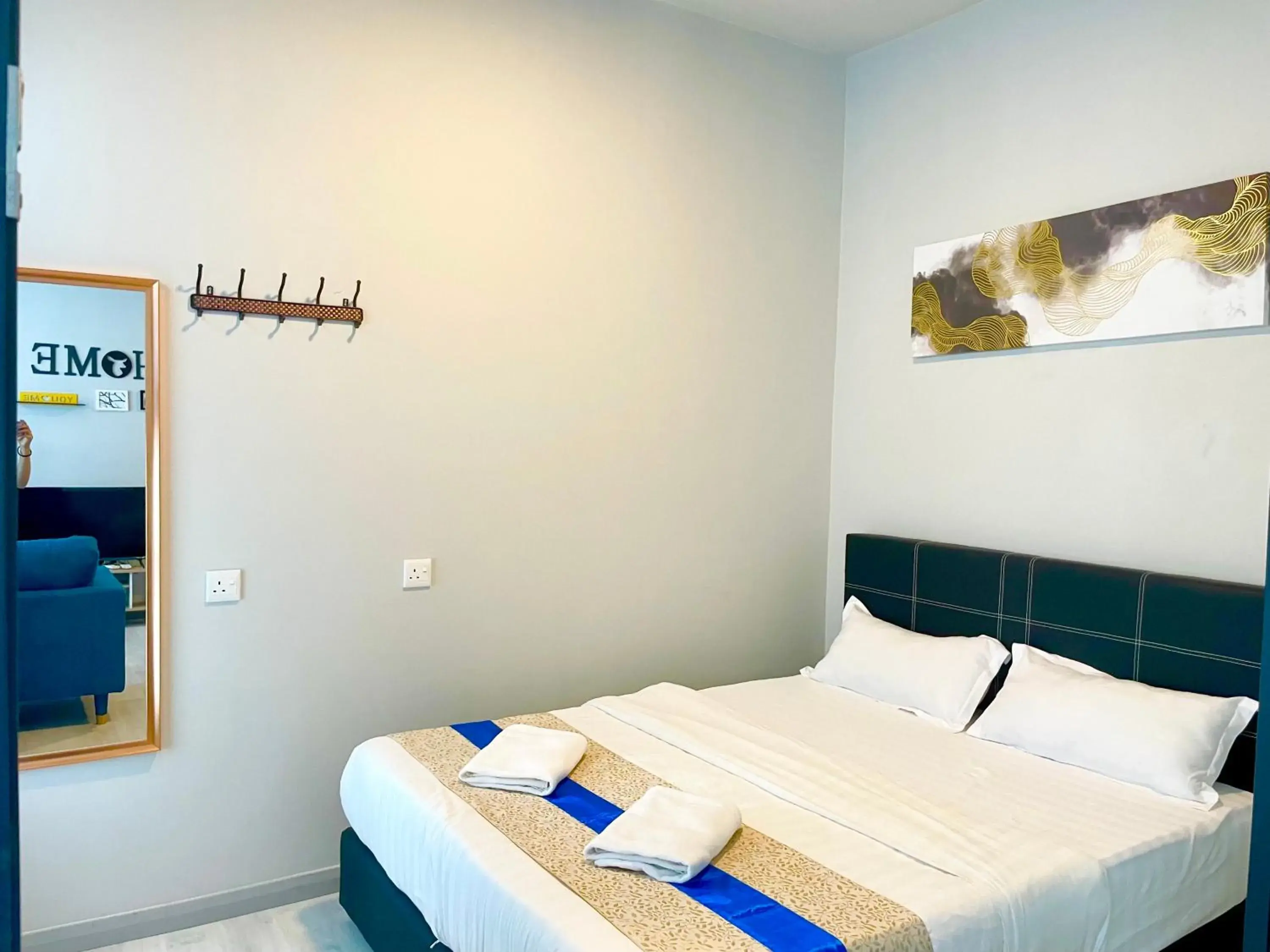 Bed in Sunset Seaview Vacation Condos @ Jesselton Quay Bed in Sunset Seaview Vacation Condos @ Jesselton Quay