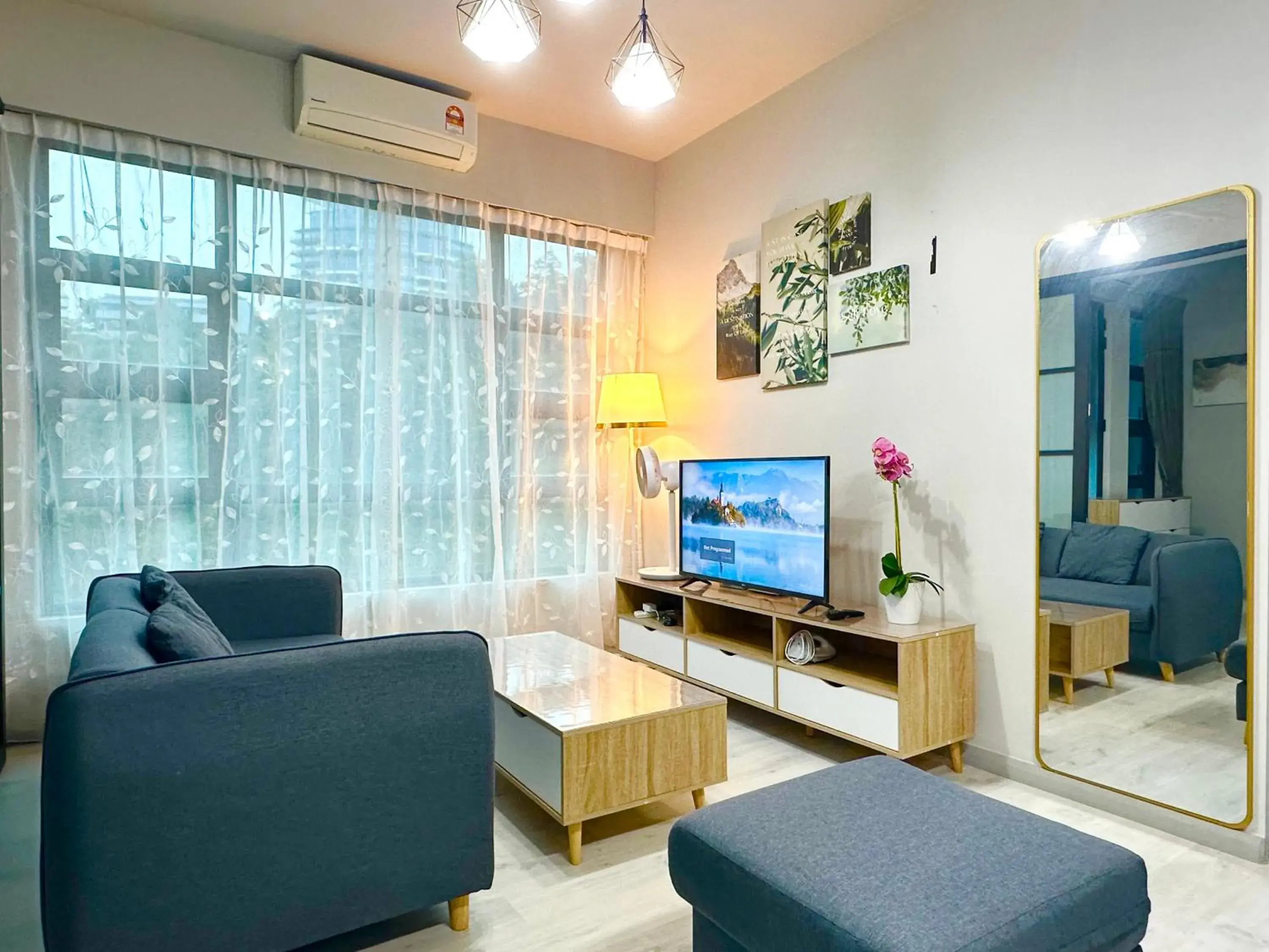 Family Two-Bedroom Apartment with View in Sunset Seaview Vacation Condos @ Jesselton Quay Family Two-Bedroom Apartment with View in Sunset Seaview Vacation Condos @ Jesselton Quay