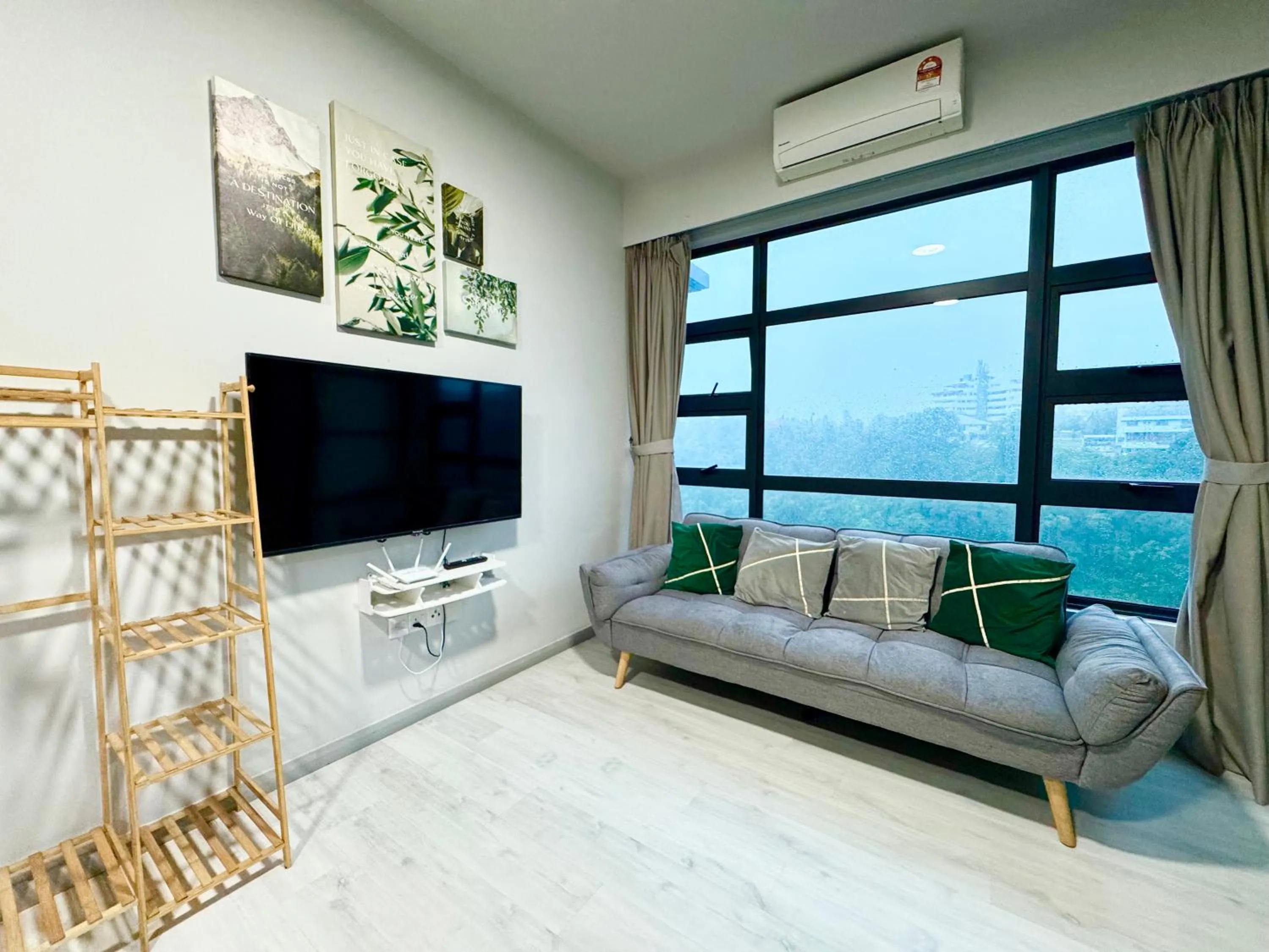 Natural landscape in Sunset Seaview Vacation Condos @ Jesselton Quay