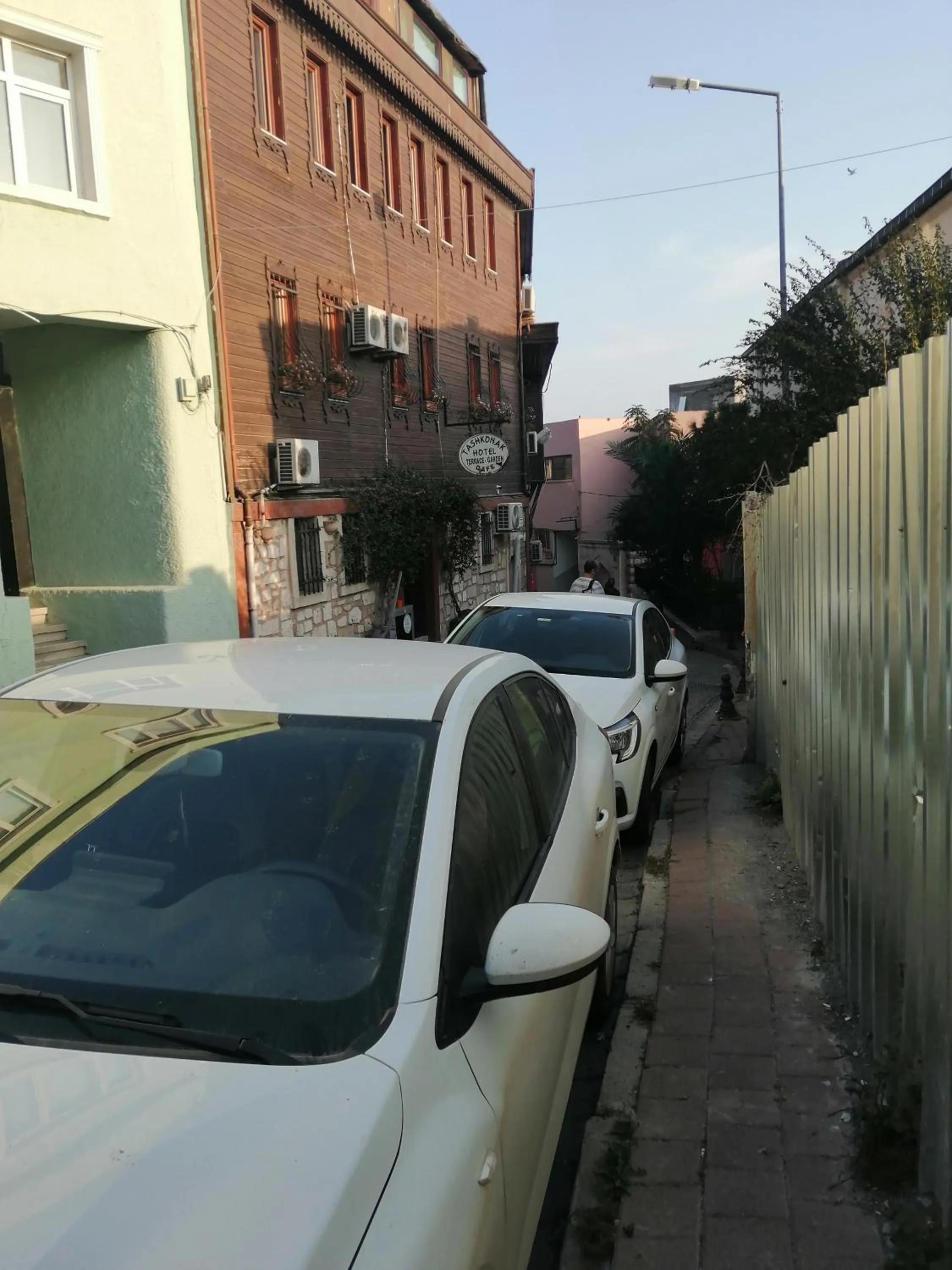 Parking in Hotel Tashkonak Istanbul