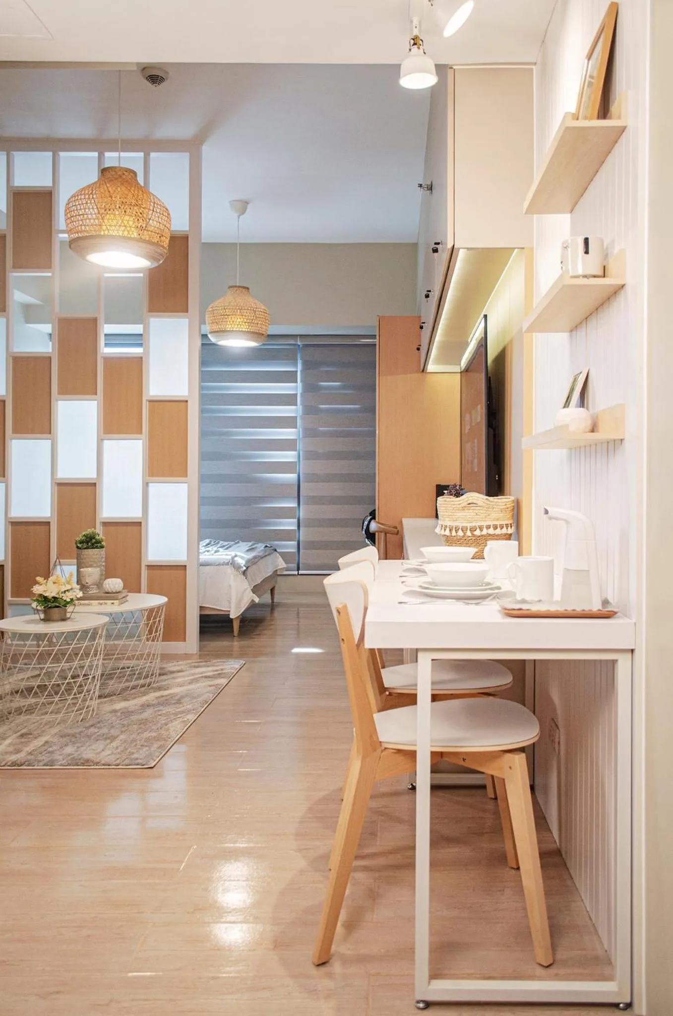 Dining area in Cozy and Classy Studio Across Airport Terminal 3