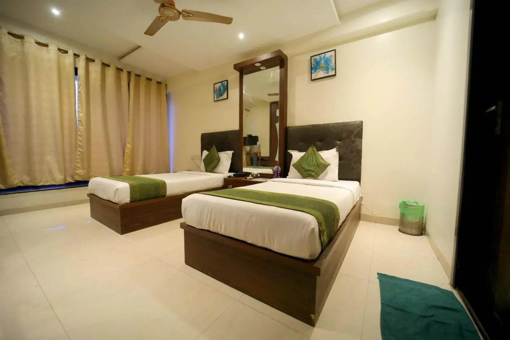 Bed in PANCHVATI RESIDENCY ANDHERI WEST Bed in PANCHVATI RESIDENCY ANDHERI WEST