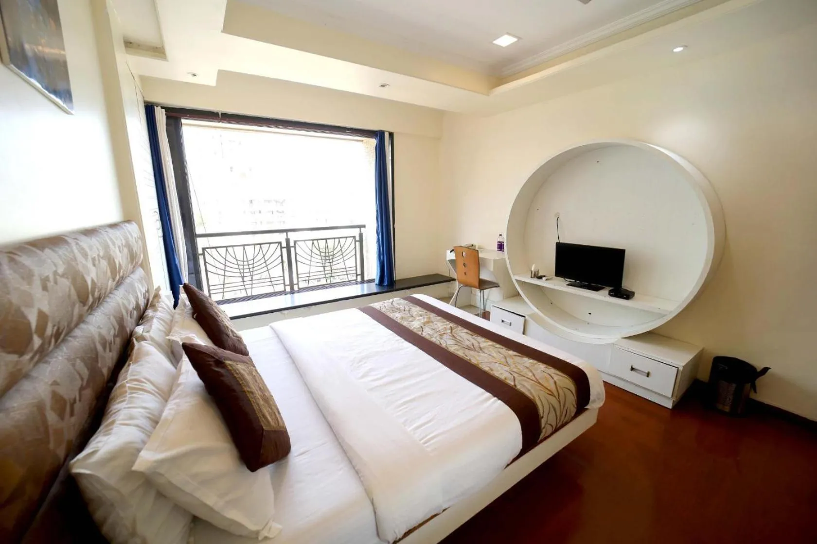 Bed in PANCHVATI RESIDENCY ANDHERI WEST