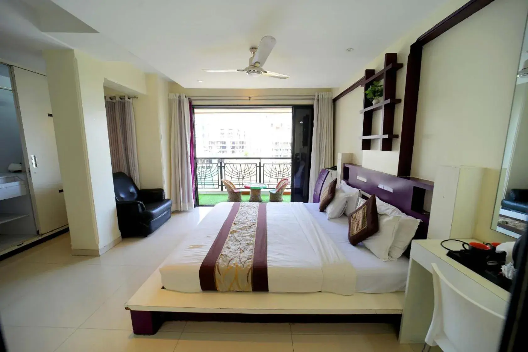 Bed in PANCHVATI RESIDENCY ANDHERI WEST Bed in PANCHVATI RESIDENCY ANDHERI WEST