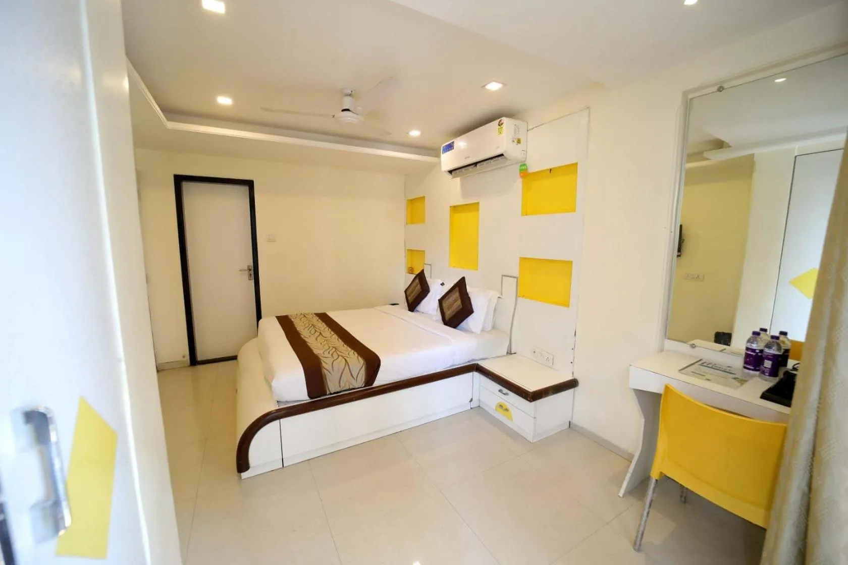 Bed in PANCHVATI RESIDENCY ANDHERI WEST