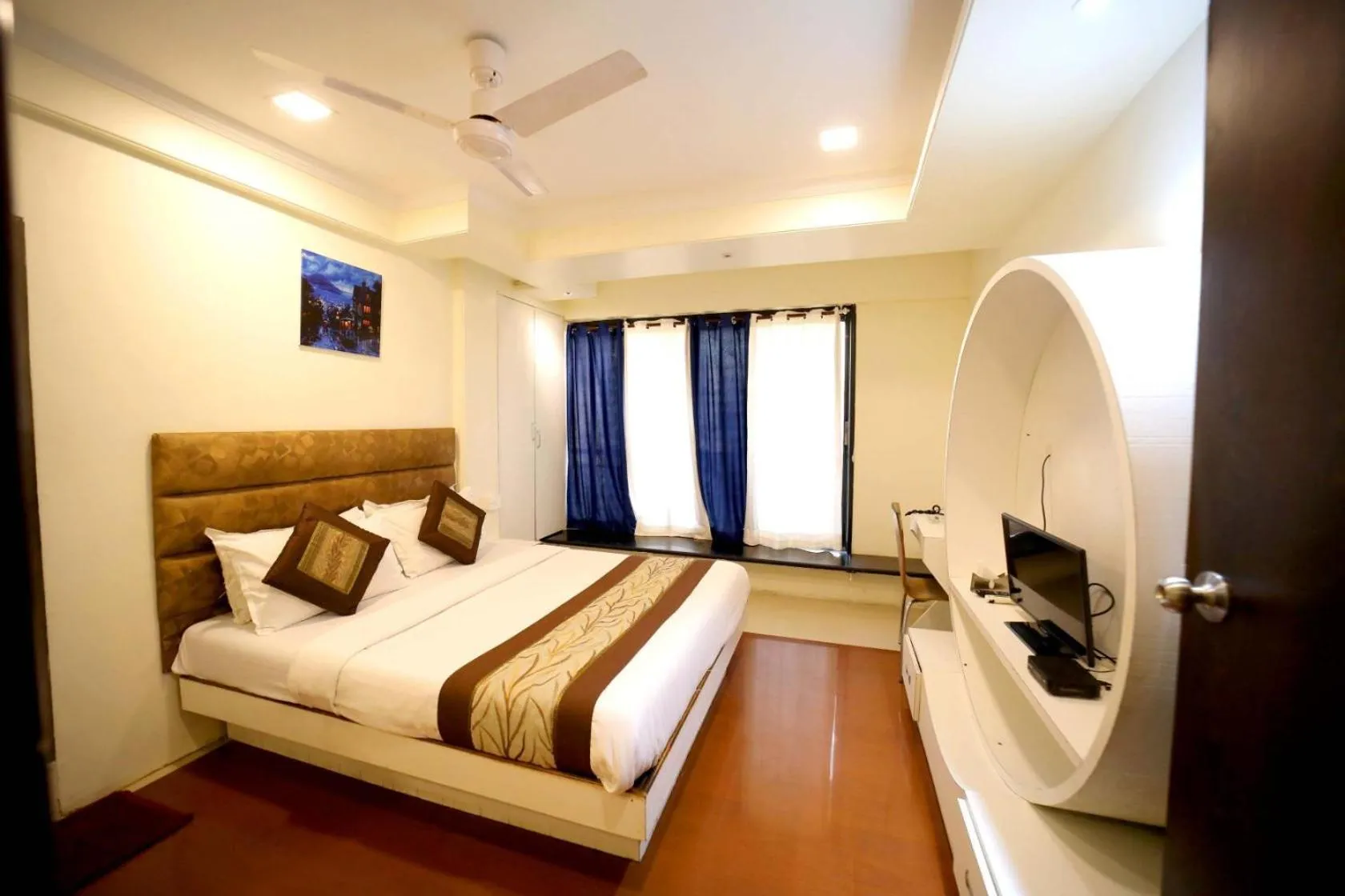 Bed in PANCHVATI RESIDENCY ANDHERI WEST