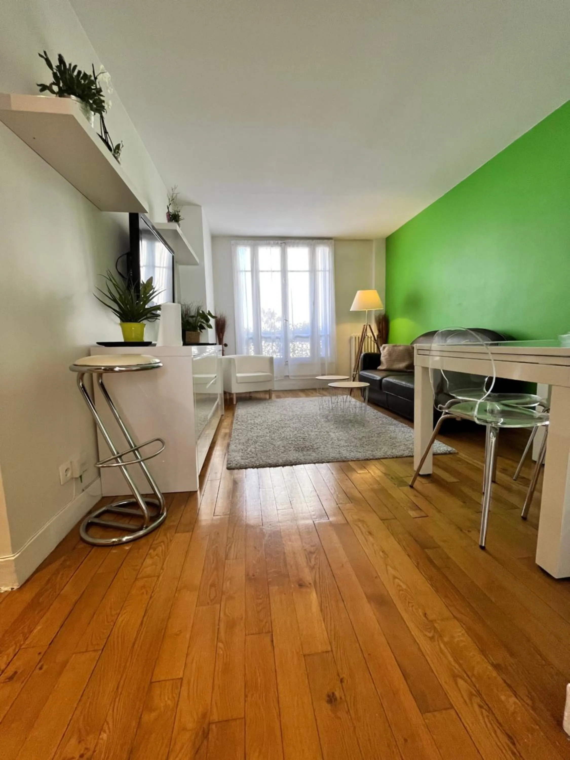 Living room in Superbe Appartement 2P PARIS Boulogne Roland Garros
