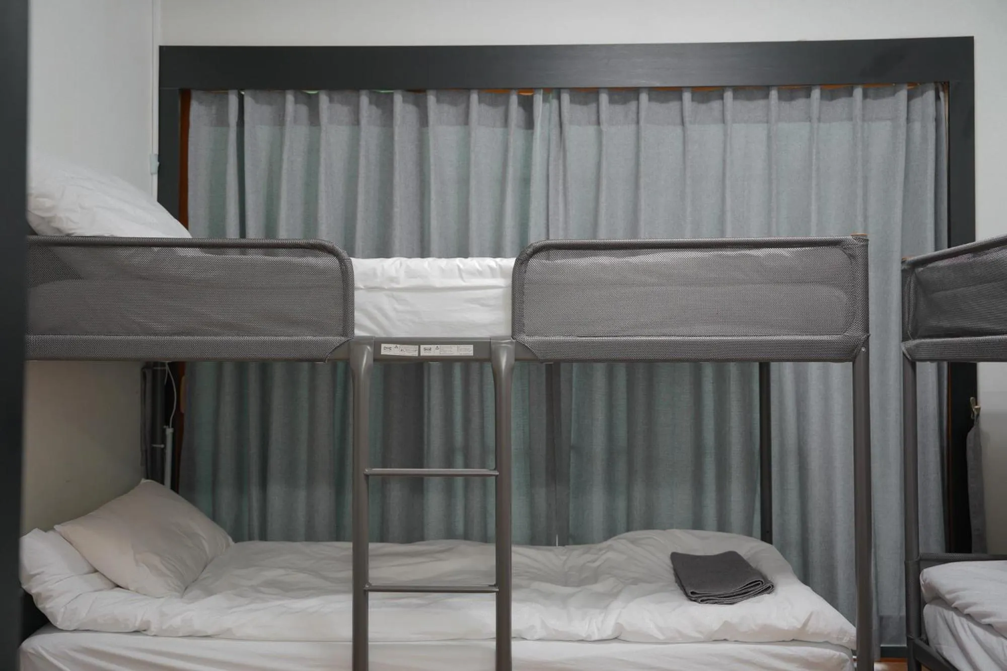 Bedroom, Bed in ttottot Jeju Backpackers