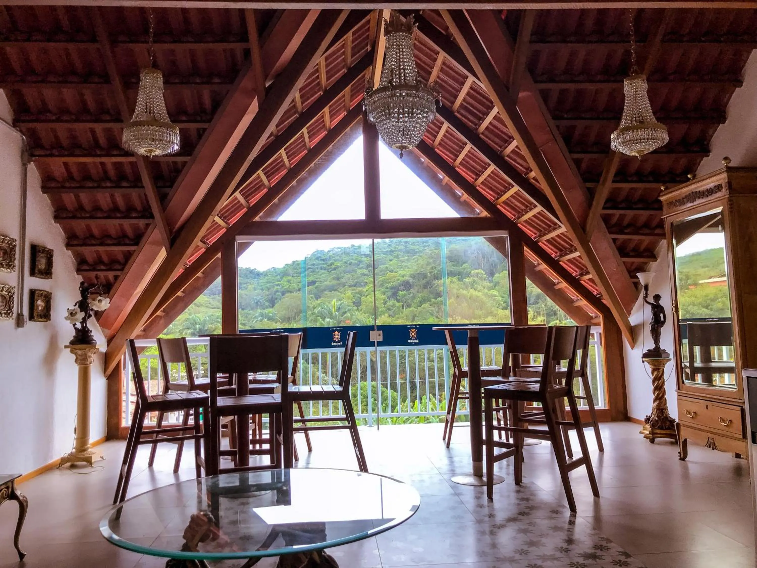 Lounge or bar in Antiquus ApartHotel