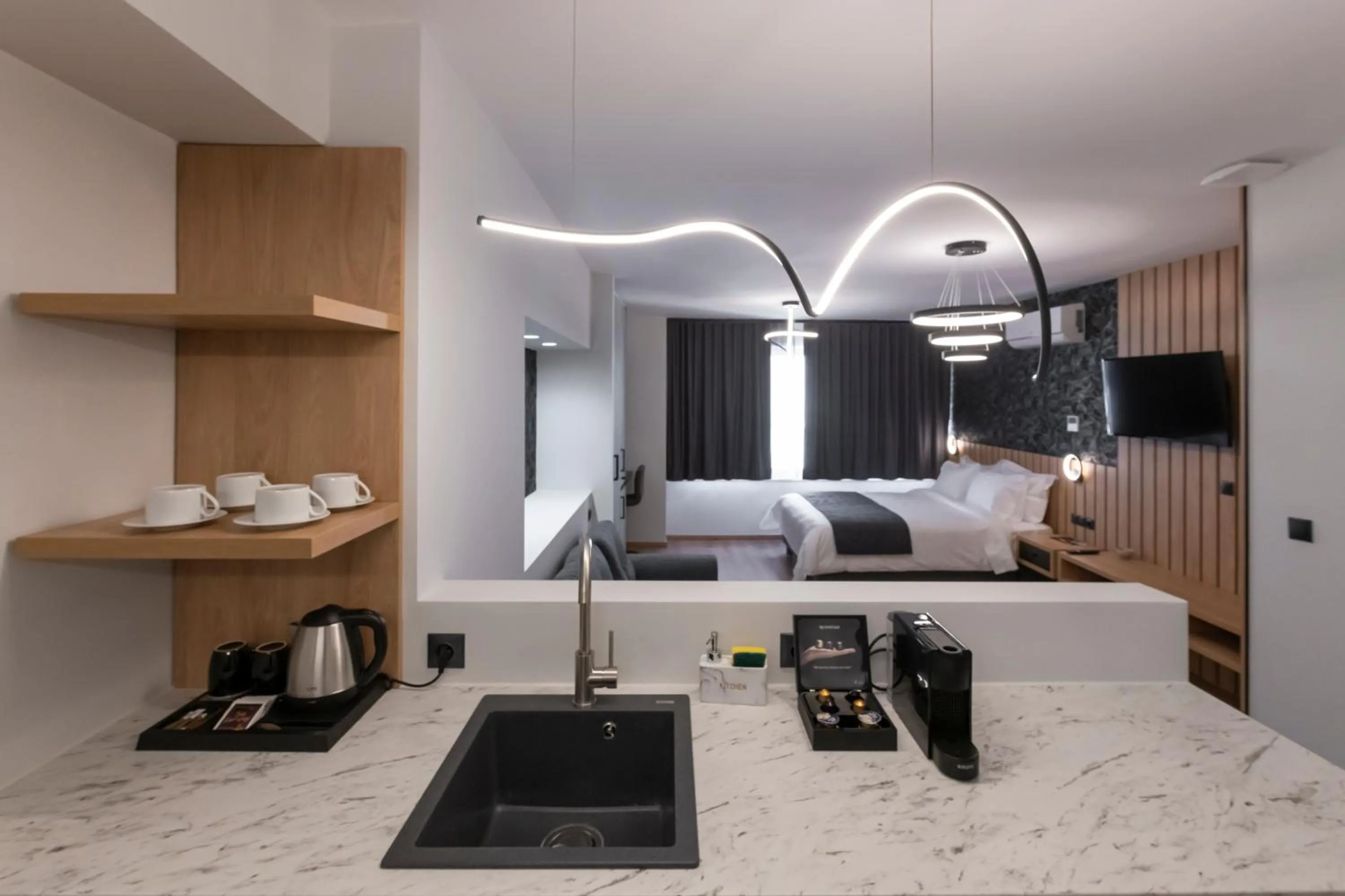 Coffee/tea facilities, Bed in Ethereal Athεns