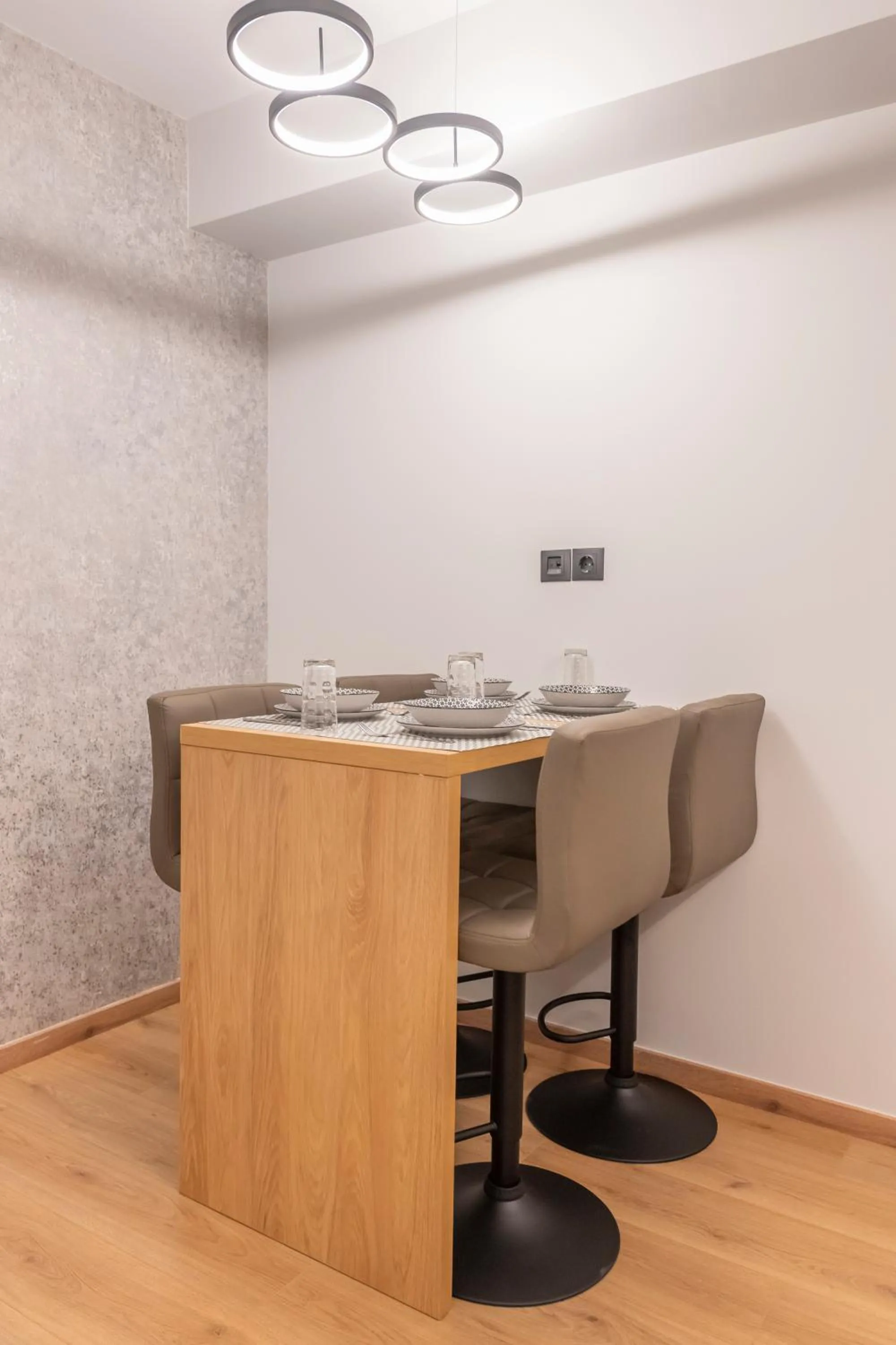 Dining area in Ethereal Athεns