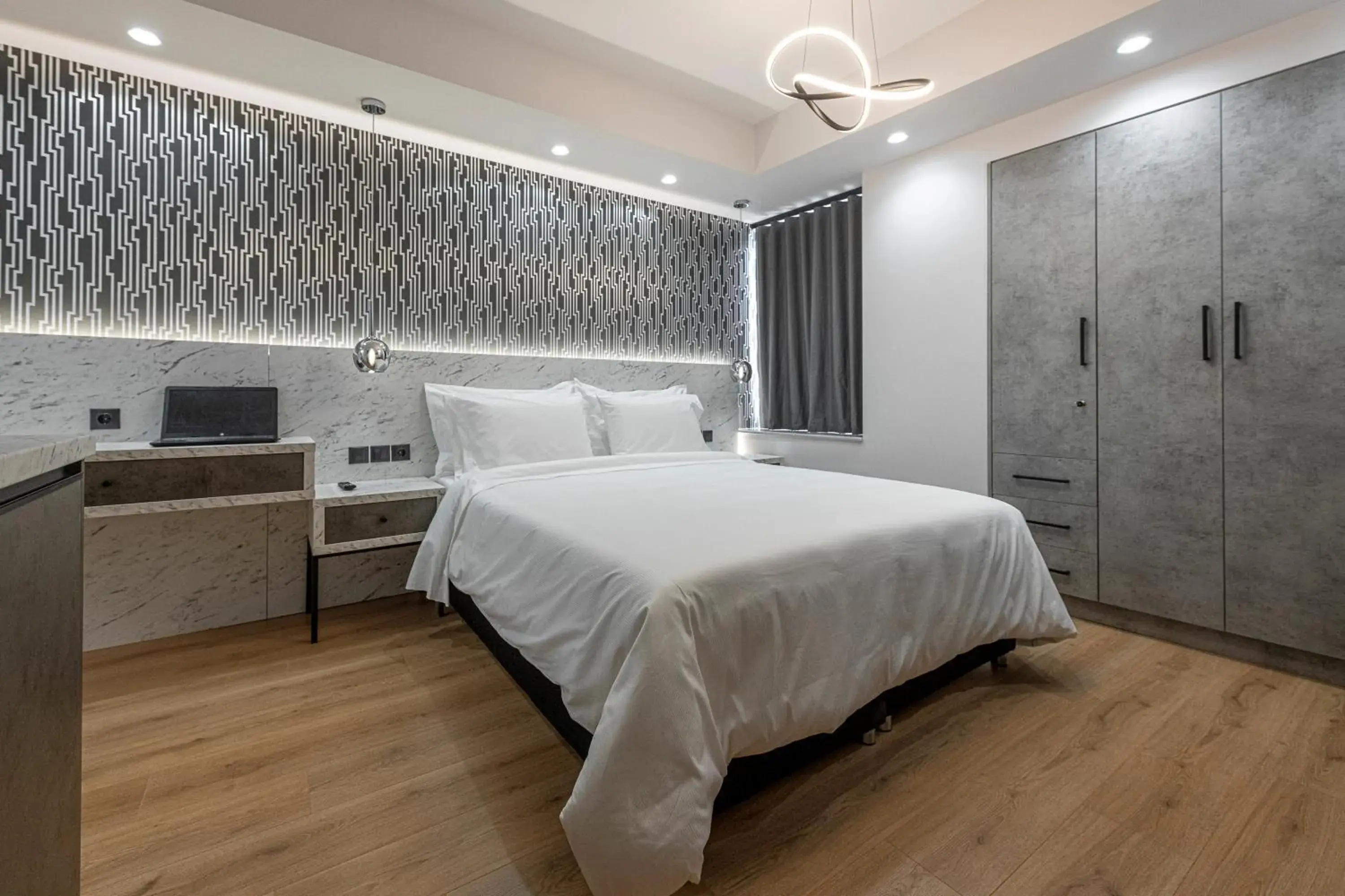 Standard Studio in Ethereal Athεns Standard Studio in Ethereal Athεns